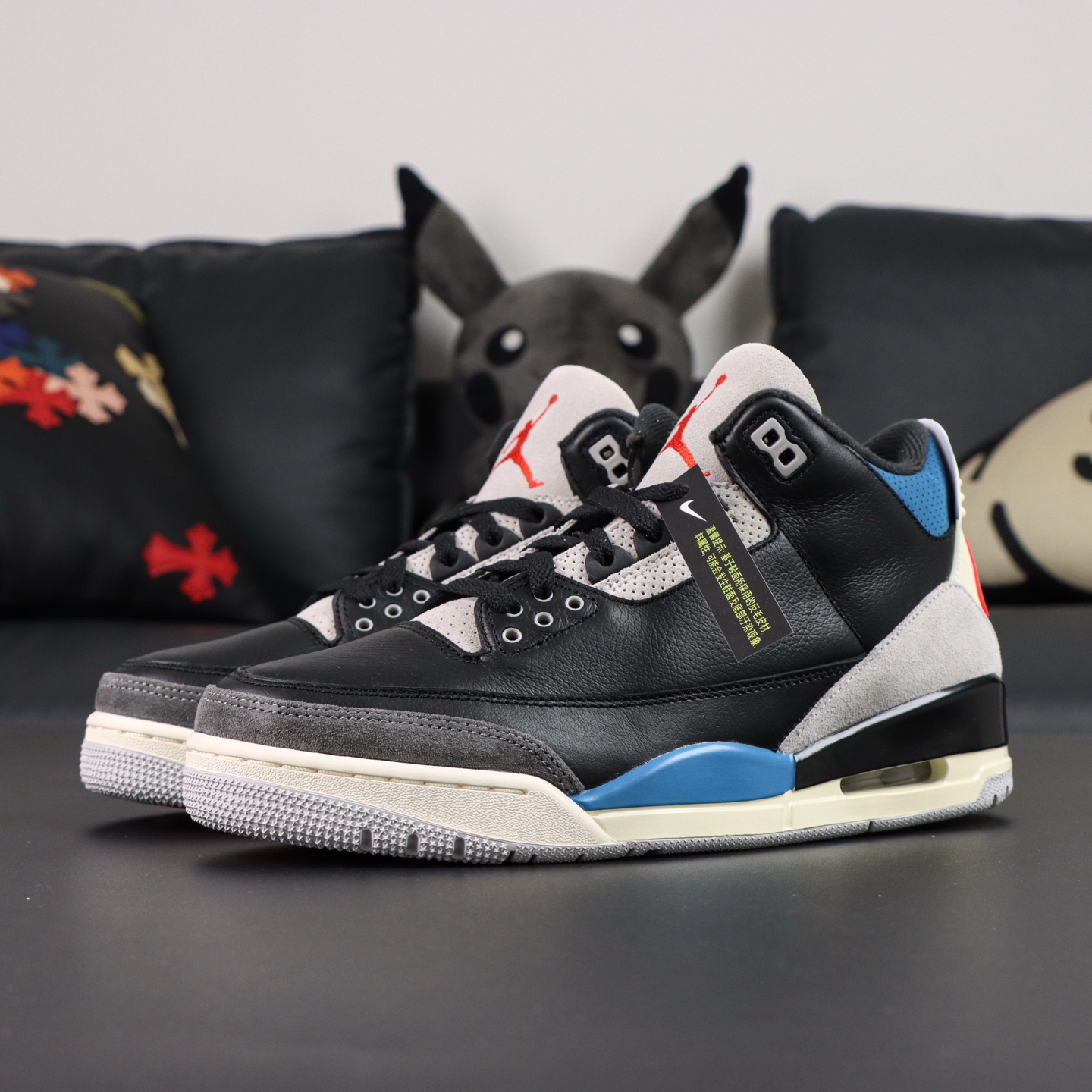 Jordan Air Jordan 3 Retro "Rare Air" Black Grey Red Sneakers 1 i1755522499680 1269 0 0