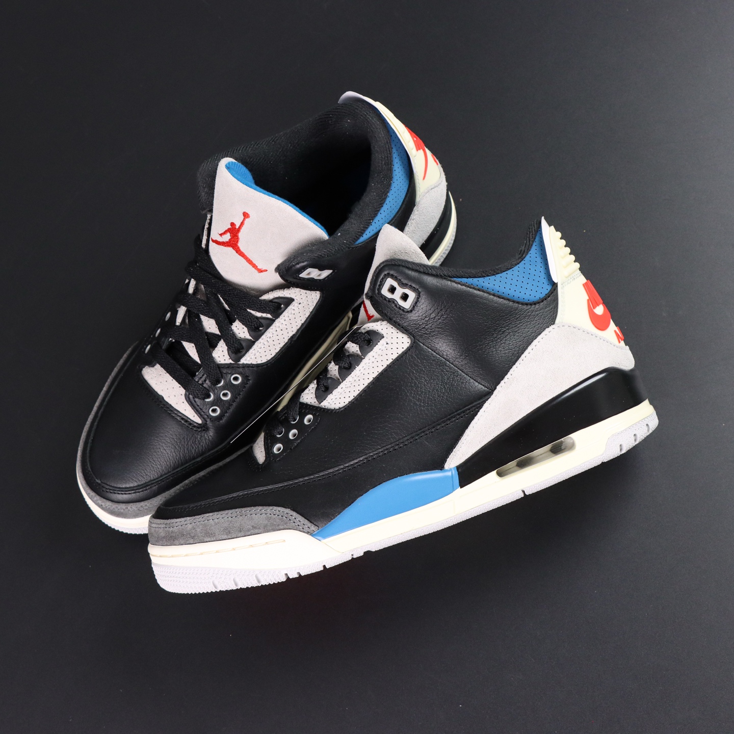 Jordan Air Jordan 3 Retro "Rare Air" Black Grey Red Sneakers 9 i1755522499687 7551 0 8