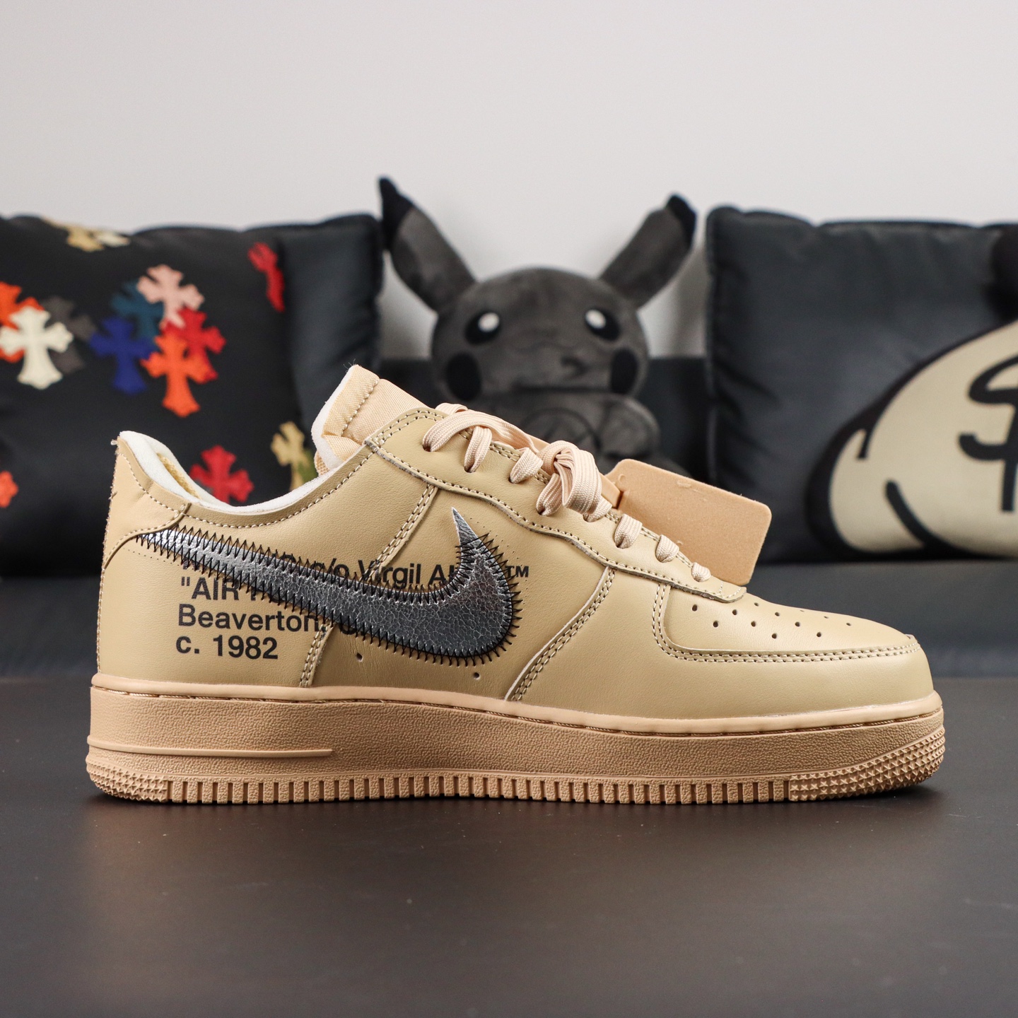 Off-White x Nike Air Force 1 'Art Gallery' Gold Sneakers - Limited Edition 7 i1756815328703 7597 0 5