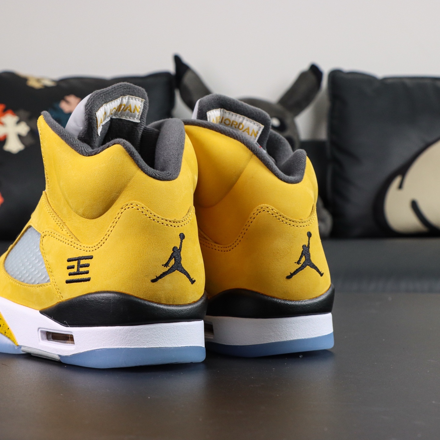 Air Jordan 5 Retro Tokyo T23 High-Top Sneakers - Yellow 6 i1756815355755 4157 0 4