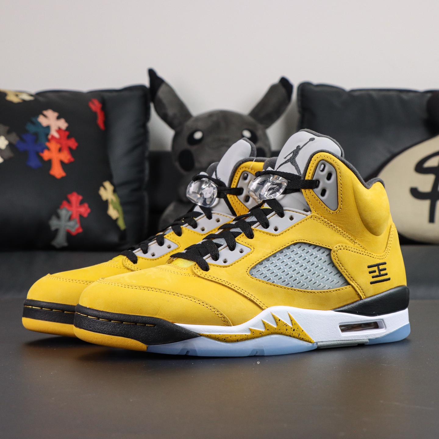 Air Jordan 5 Retro Tokyo T23 High-Top Sneakers - Yellow