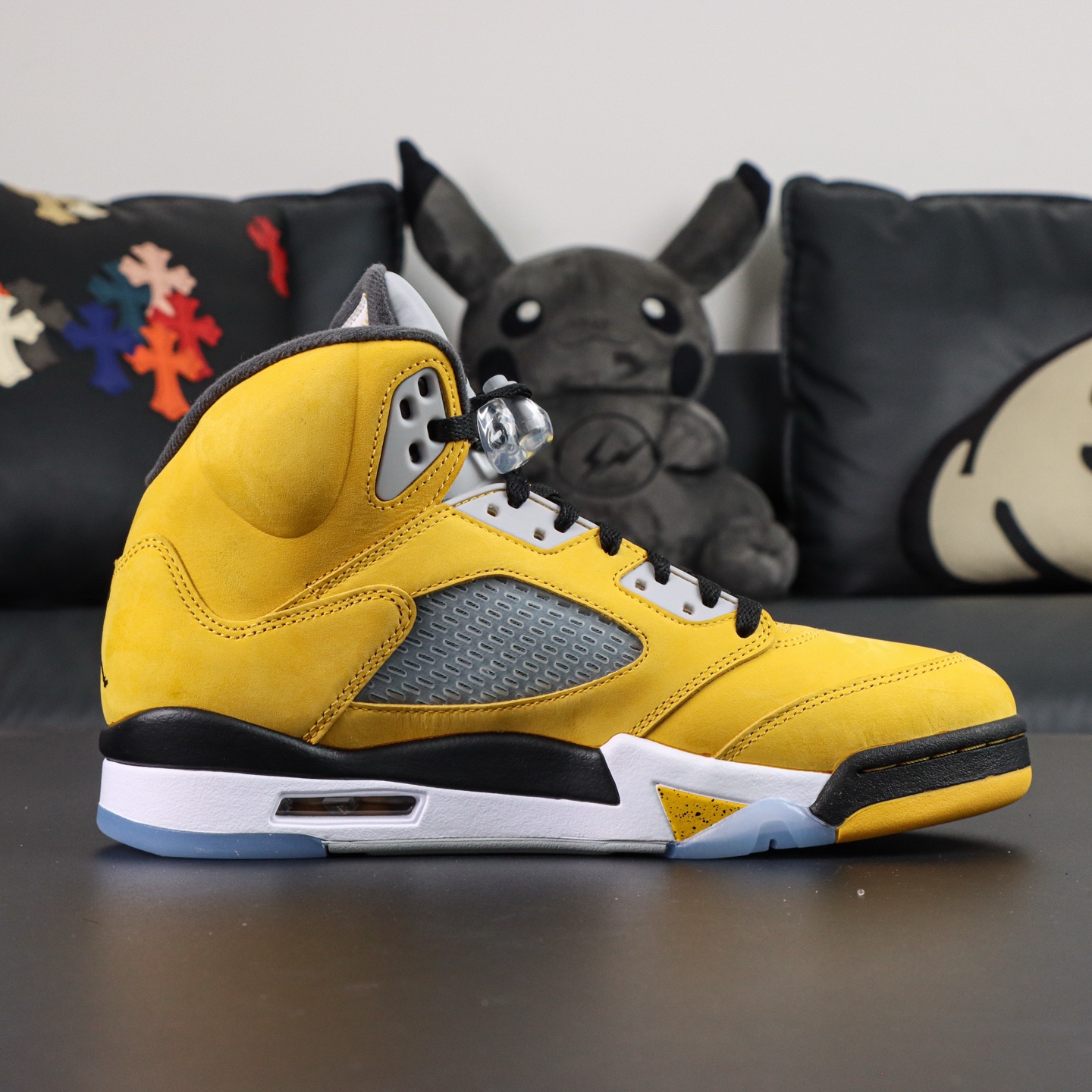 Air Jordan 5 Retro Tokyo T23 High-Top Sneakers - Yellow 7 i1756815355790 7682 0 5