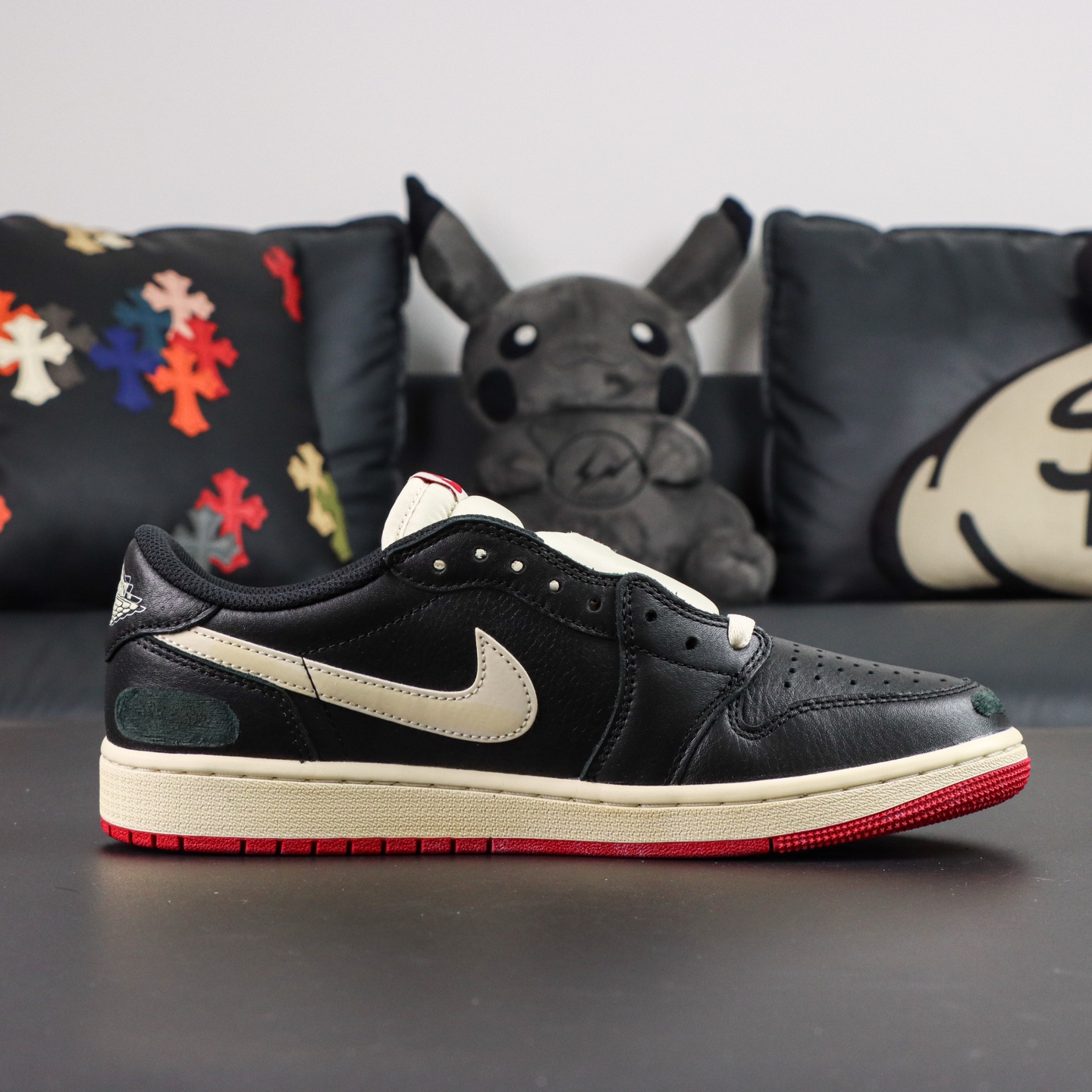 Nigel Sylvester x Air Jordan 1 Low OG 'Better With Time' - Black/White/Red 5 i1756815410669 5349 0 4