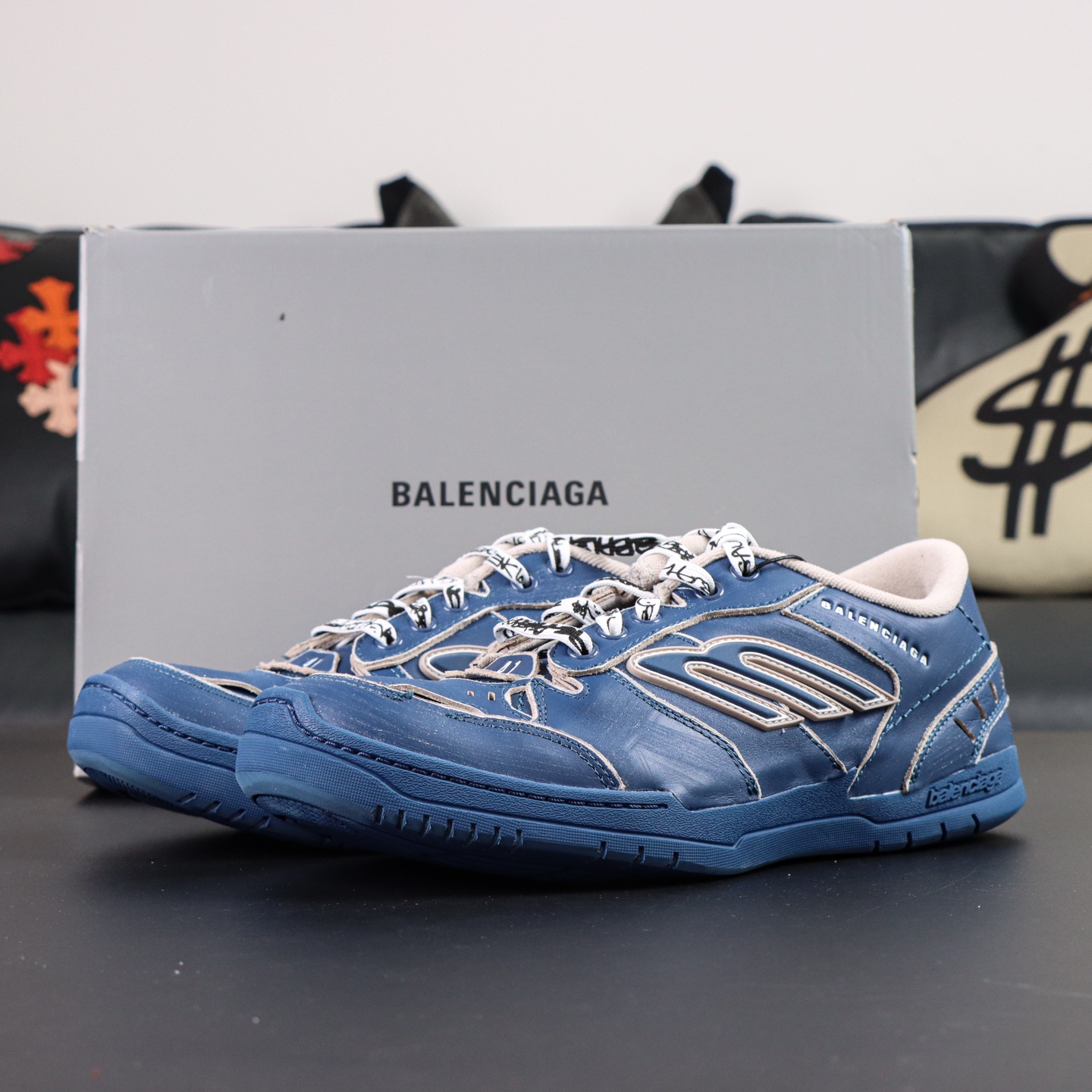 Balenciaga Hamptons Worn-Out Blue Leather Sneakers - Low Top Lace-Up Shoes 4 i1757319029117 5824 0 3