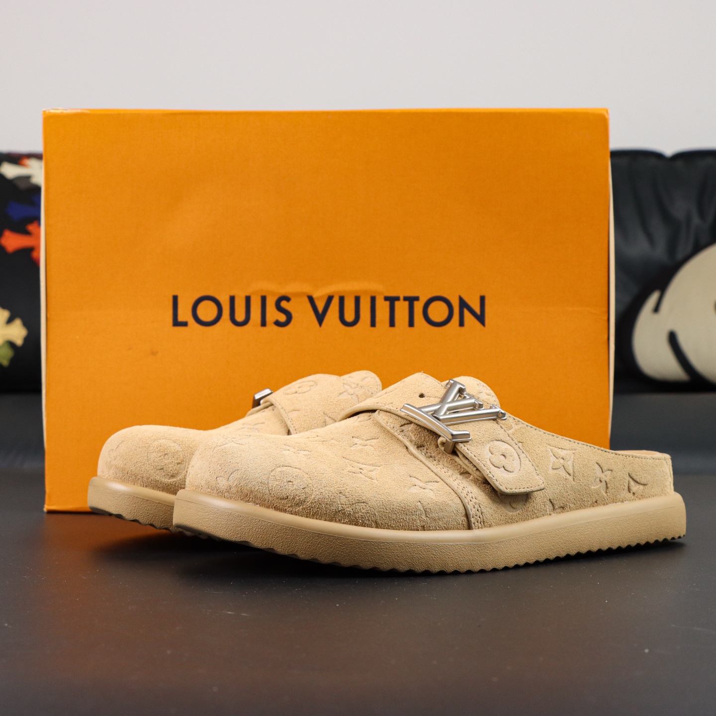 Louis Vuitton Easy Mule: Leather Clog with Iconic Monogram - Ultimate Comfort 5 i1758626023517 4652 0 3