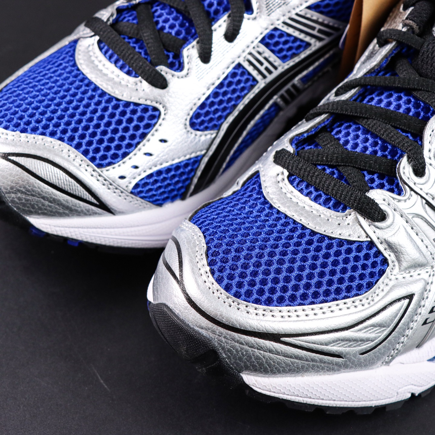 Asics Gel-Kayano 14 Running Shoes: Lightweight, Breathable, and Comfortable 8 i1758887104679 3184 0 6