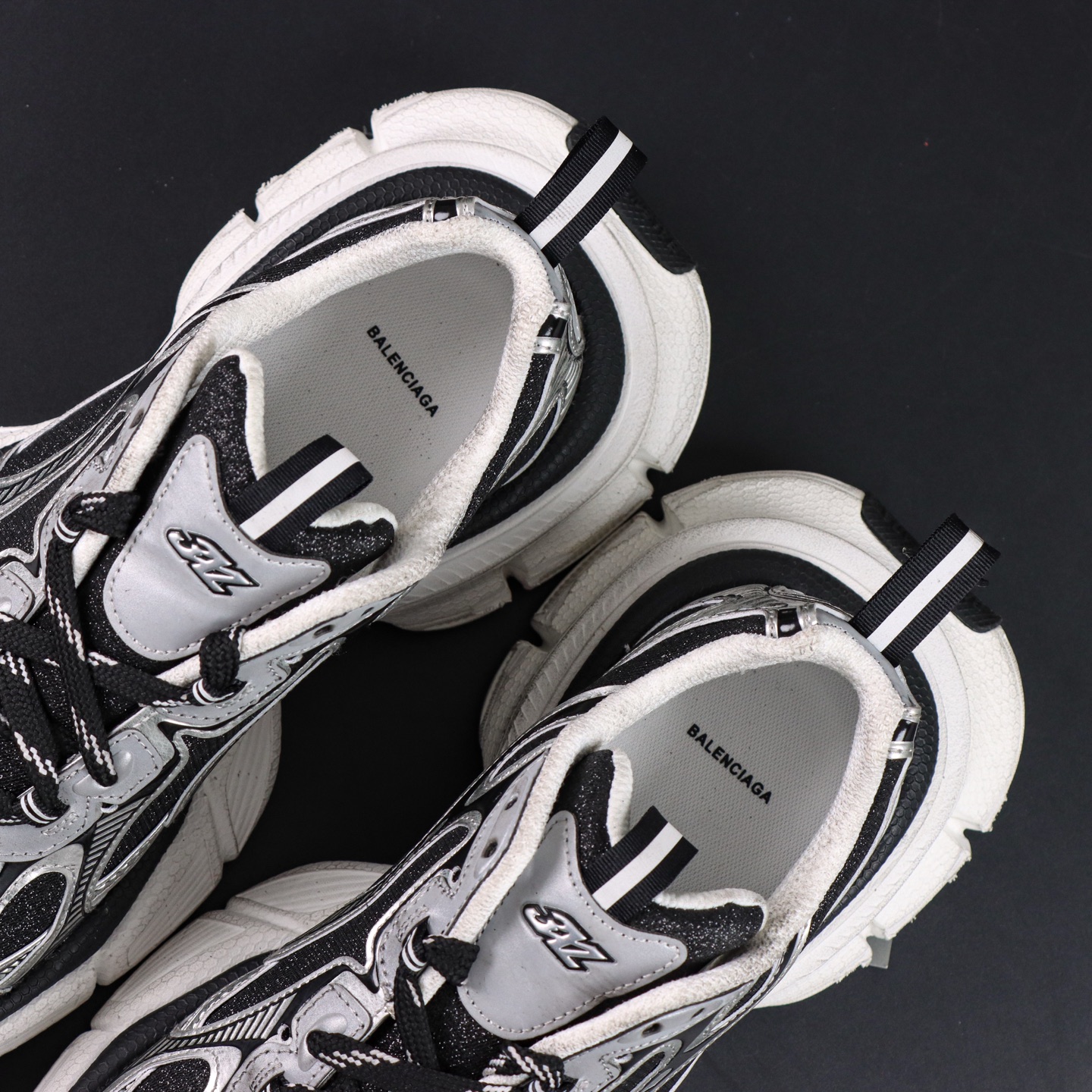 Balenciaga巴黎世家 3XL 磨损效果 圆头厚底系带老爹鞋S2纯原生产线出品 网面轻便型老爹鞋在
