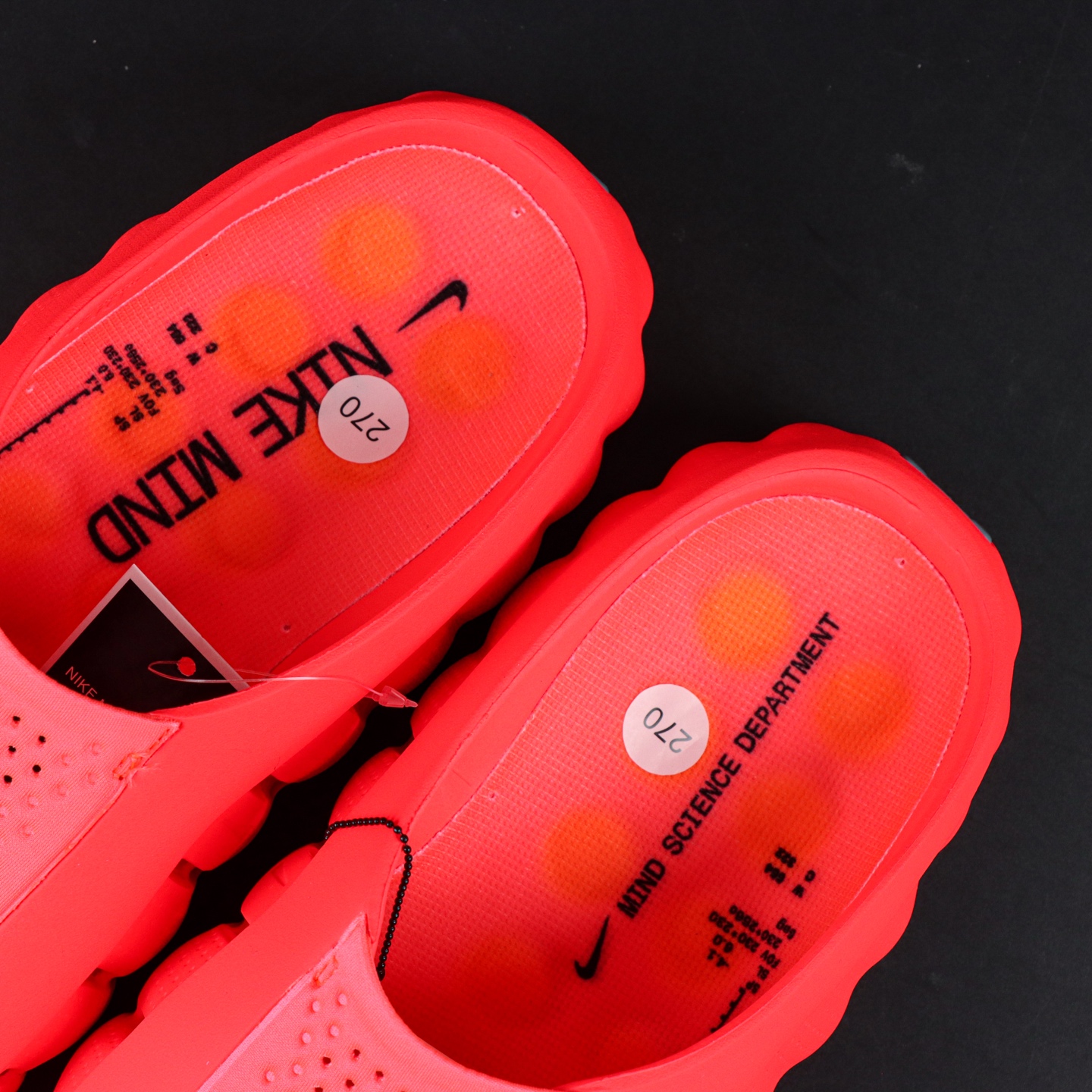 Nike Mind 001 黑科技足底按摩舒适柔软包头拖鞋 红色S2纯原生产线出品该系列首作 Mind 