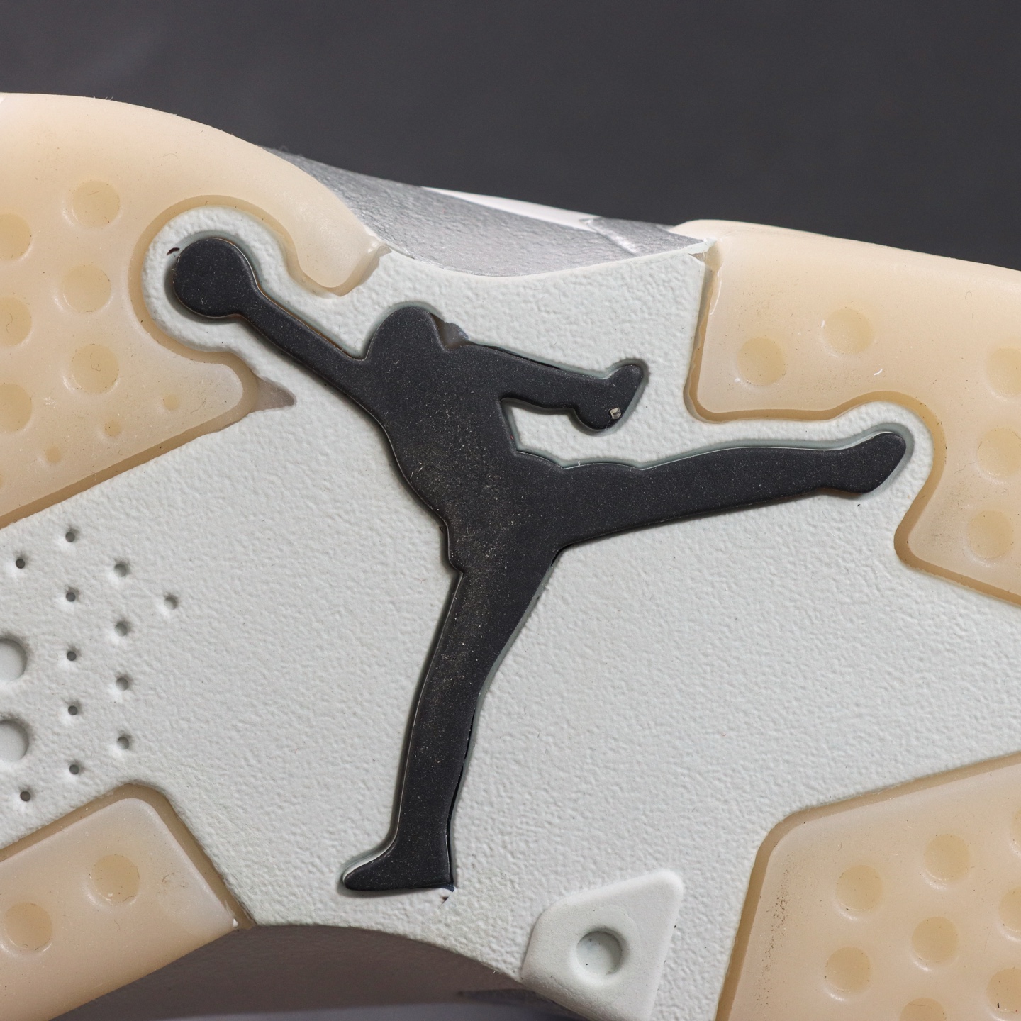 PSG x Jordan Air Jordan 6 PSG 2026 液态银 大厂纯原生产线出品 市售天花板品质出货 国
