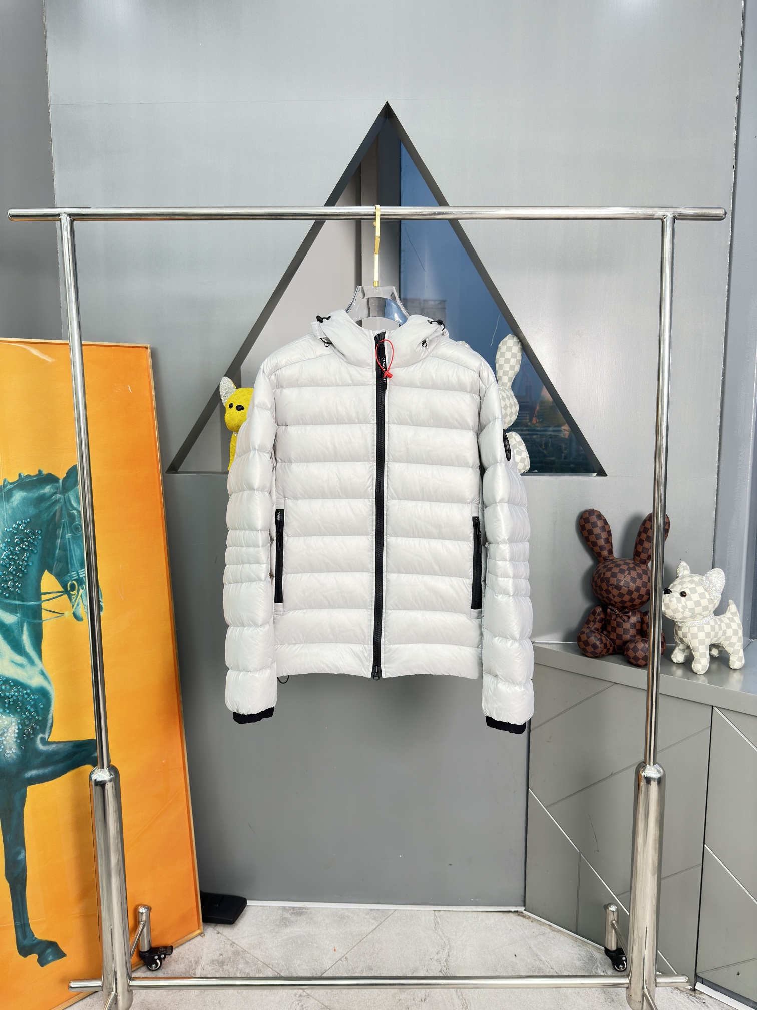 NO:550471,Down jacket - Canada goose Lodge 5078M men's short thin hooded down jacket New two-color silver gray black Size XS -XXL BBB1,,down jacket,hats,alexander wang19860909羽绒服-  Canada goose加拿大鹅 Lodge 5078M款 男短款轻薄连帽羽绒服 新款  二色 银灰色 黑色 尺码 XS -XXL BBB1,,down jacket,hats,alexander wang,Men's clothing