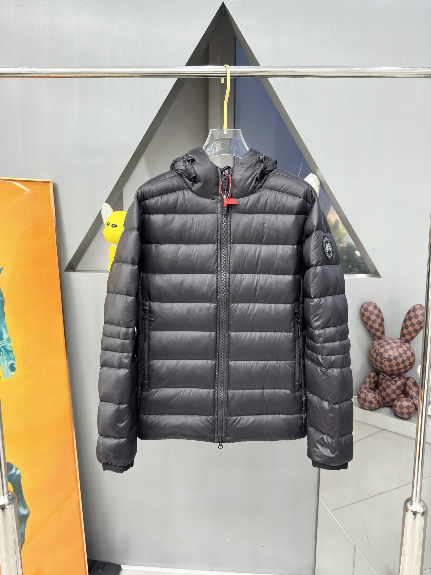 NO:550498,Down jacket - Canada goose Lodge 5078M men's short thin hooded down jacket New two-color silver gray black Size XS -XXL BBB1,,down jacket,hats,alexander wang19860909羽绒服- Canada goose加拿大鹅 Lodge 5078M款 男短款轻薄连帽羽绒服 新款  二色 银灰色 黑色 尺码 XS -XXL BBB1,,down jacket,hats,alexander wang,Men's clothing