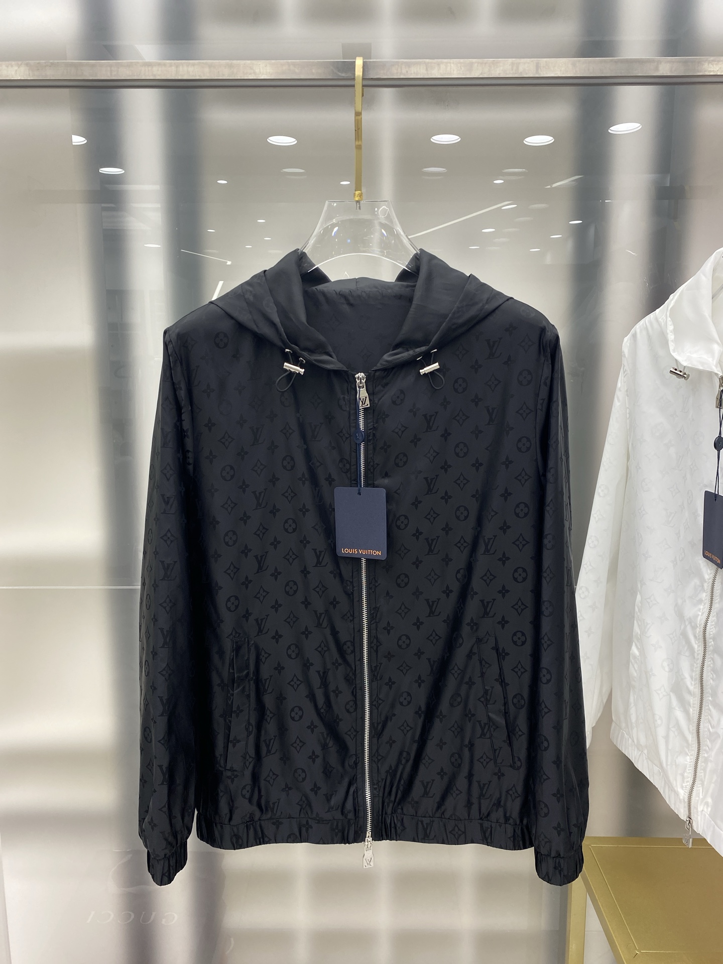 2025SS LV 秋冬新品🆕夹克外套 系列专柜定制面料 透气舒适度高，细节无可挑剔，元素设计理念，体现