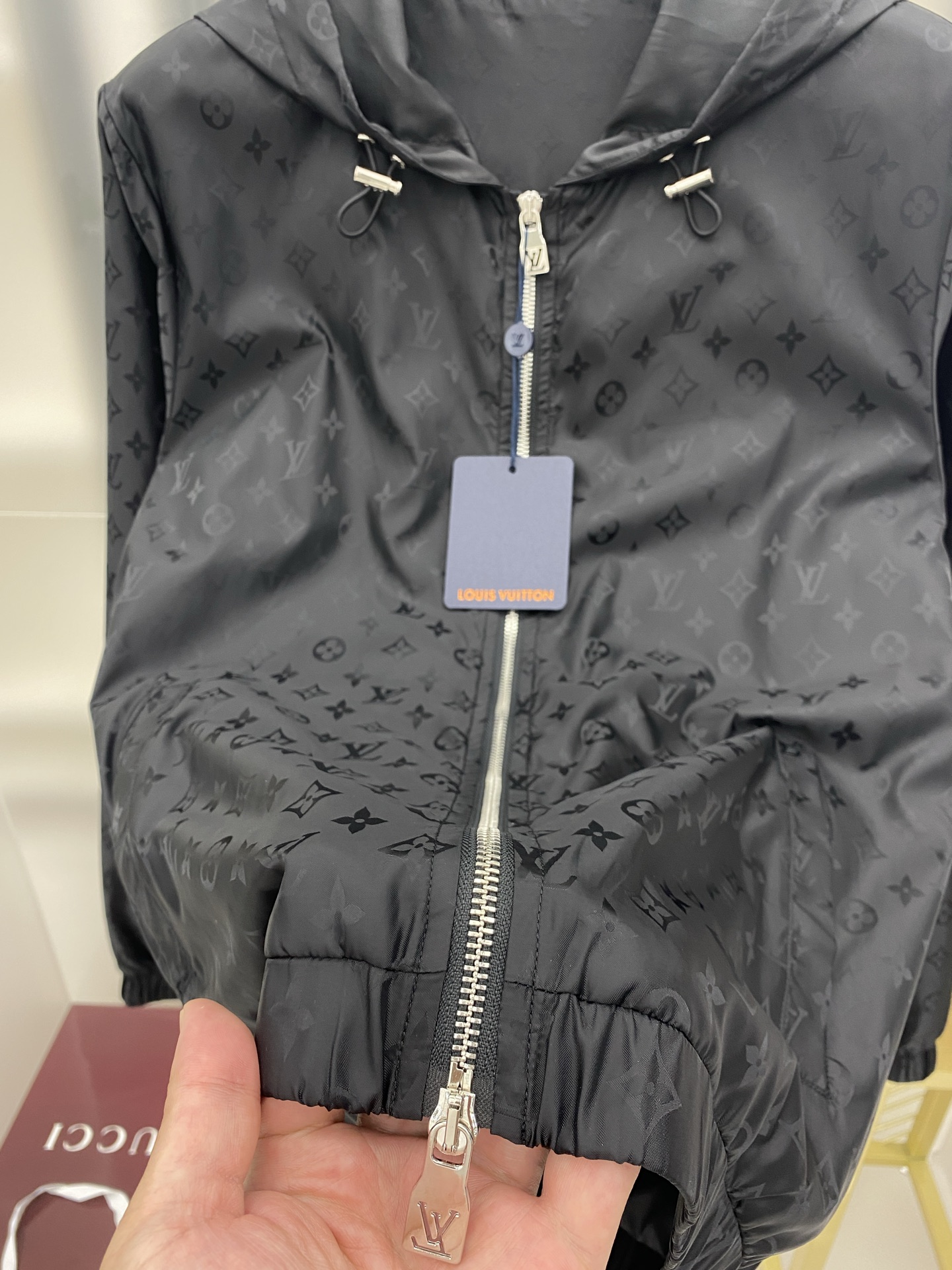 2025SS LV 秋冬新品🆕夹克外套 系列专柜定制面料 透气舒适度高，细节无可挑剔，元素设计理念，体现