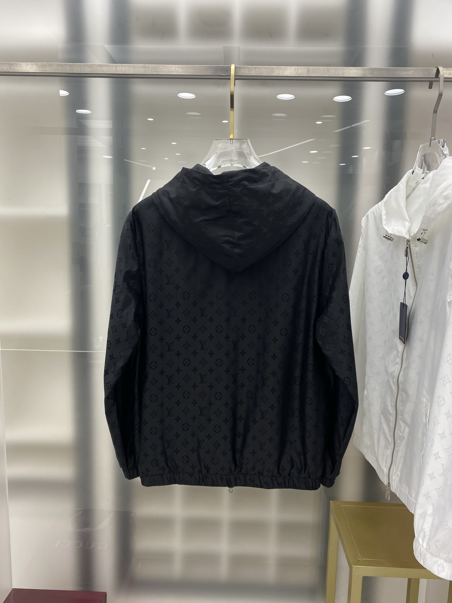 2025SS LV 秋冬新品🆕夹克外套 系列专柜定制面料 透气舒适度高，细节无可挑剔，元素设计理念，体现