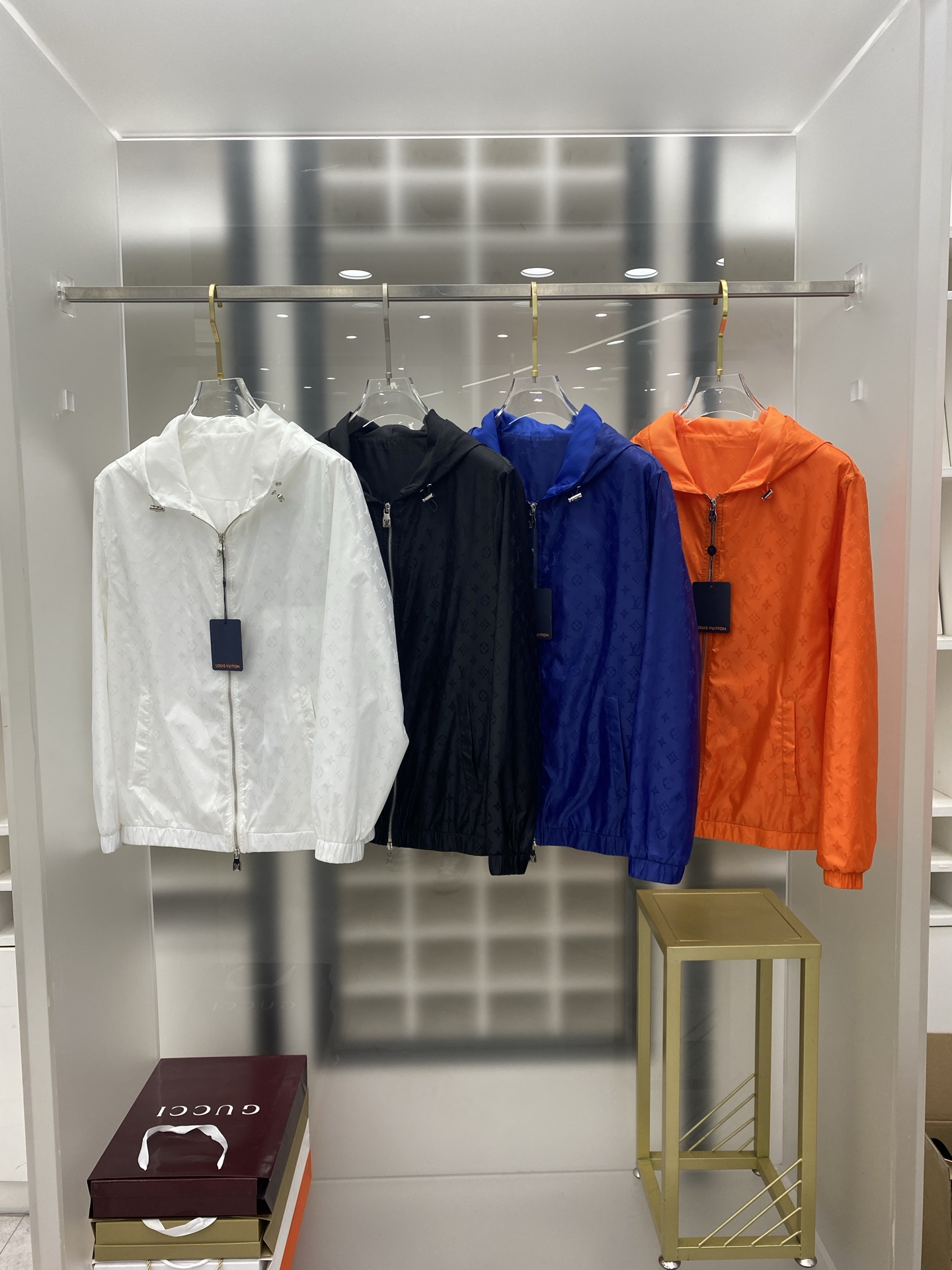 2025SS LV 秋冬新品🆕夹克外套 系列专柜定制面料 透气舒适度高，细节无可挑剔，元素设计理念，体现