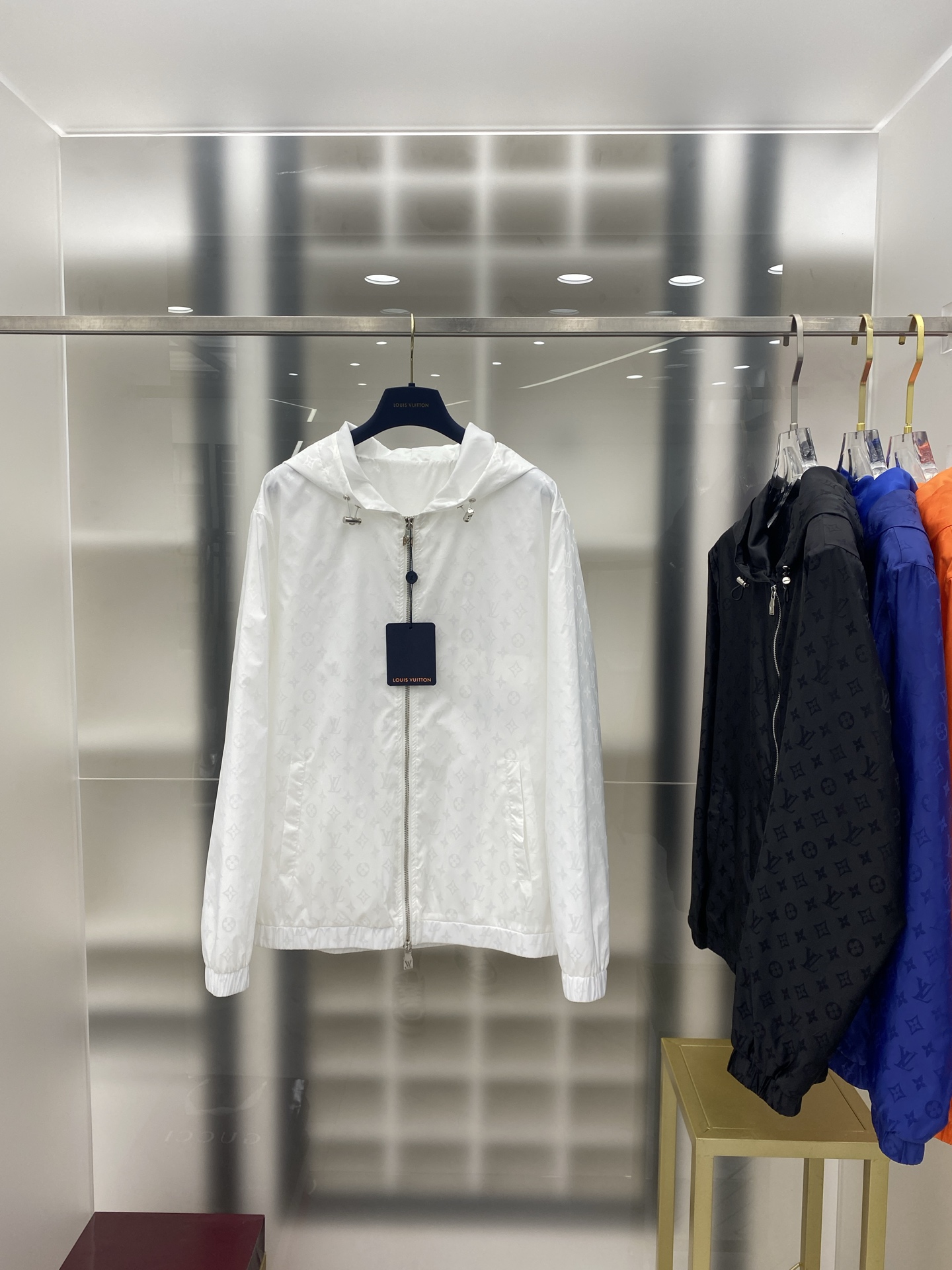 2025SS LV 秋冬新品🆕夹克外套 系列专柜定制面料 透气舒适度高，细节无可挑剔，元素设计理念，体现