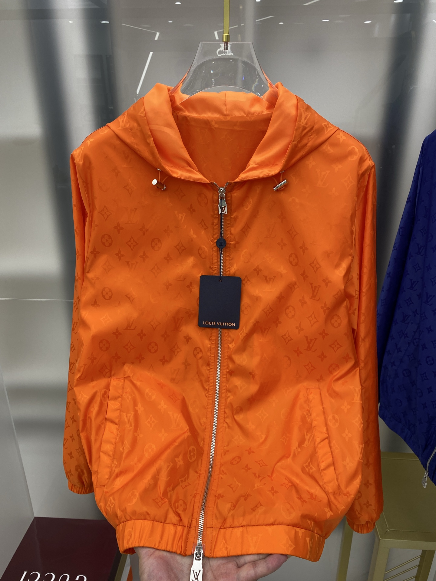 2025SS LV 秋冬新品🆕夹克外套 系列专柜定制面料 透气舒适度高，细节无可挑剔，元素设计理念，体现