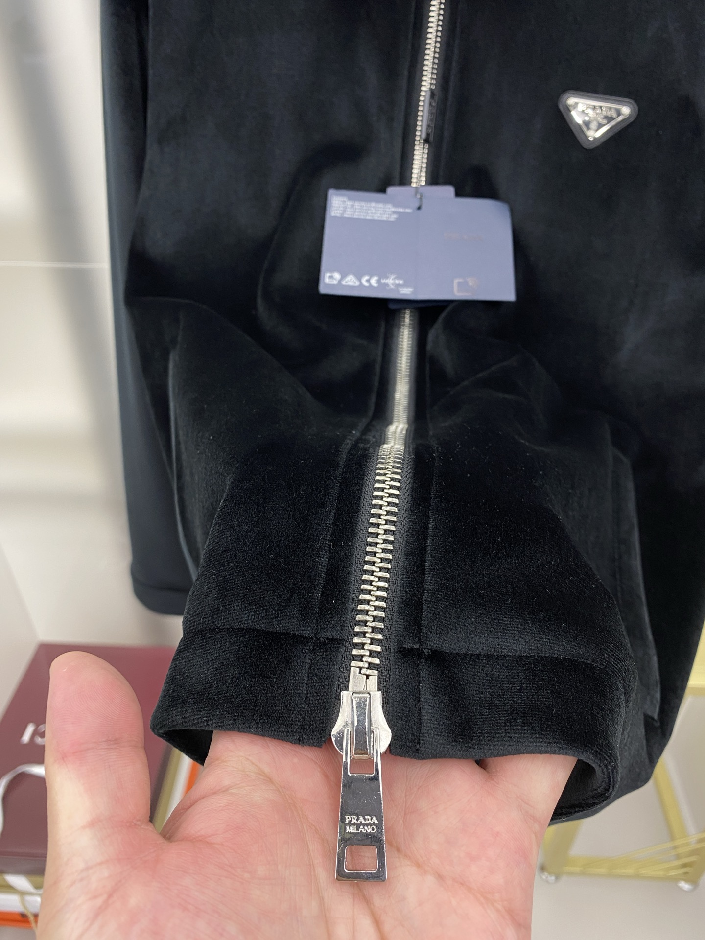 普拉达 25SS丝绒丹宁横须贺夹克●正品35500购入开发●7*7斜纹植绒布●人丝里布●定制1：1链子●