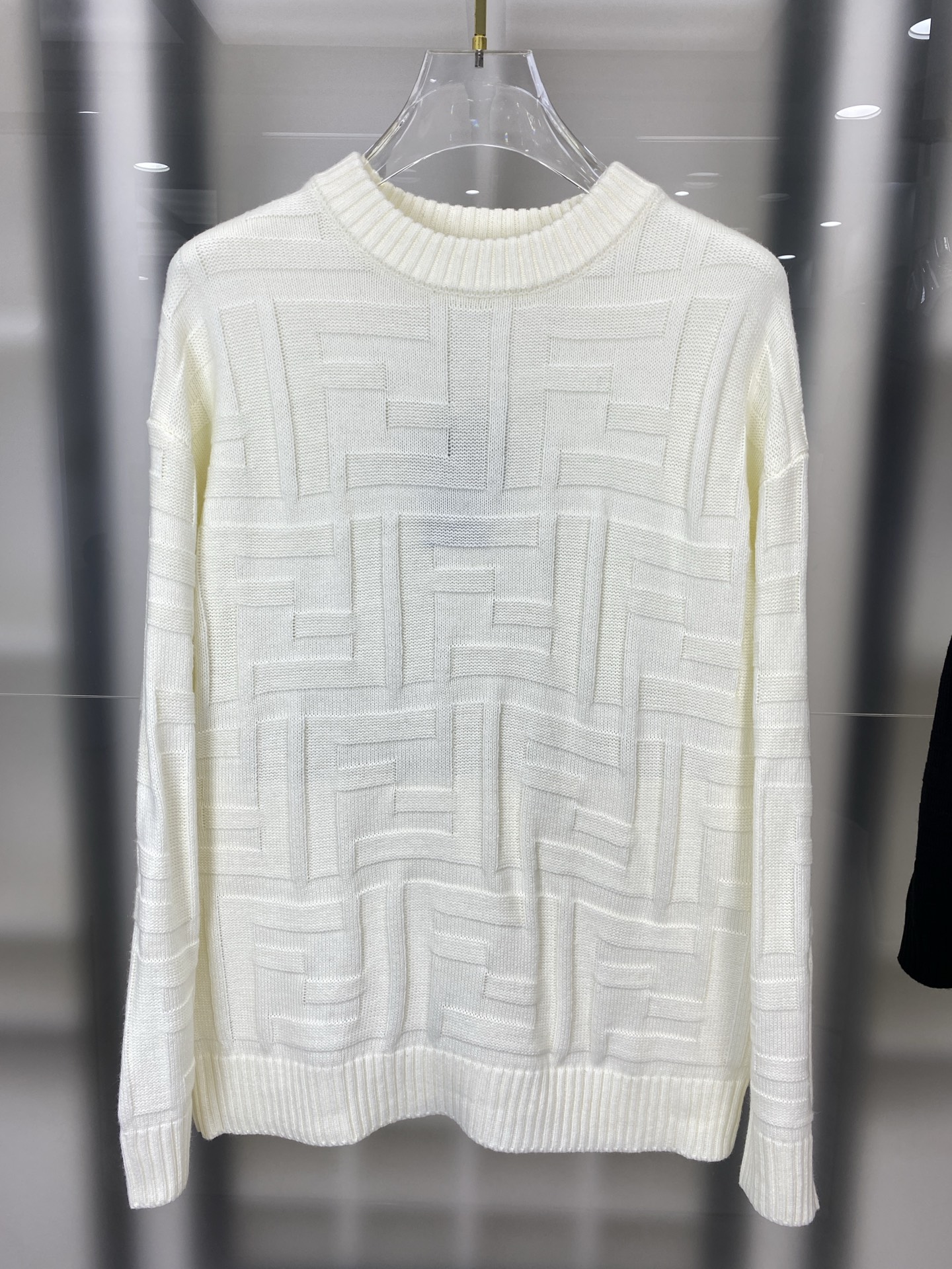 NO:548732,. Fendi 2025 Sweater 2025 Autumn and Winter latest series, 1:1 top replica of the counter, full quality!  Thickened style, the most popular old money style nowadays, a must-have item for bosses!  The boss who knows how to deal with it quickly, fabric wool size M~3Xl FFF7., fendi, sweaters, alexander wang19860909. 芬迪 2025毛衣 2025秋冬最新系列,专柜1:1顶级复刻,全品相！加厚款,时下最流行的老钱风,老板必备单品！懂货的老板赶紧下手, 面料羊毛 尺码M~3Xl FFF7.,,fendi,sweaters,alexander wang,Men's clothing