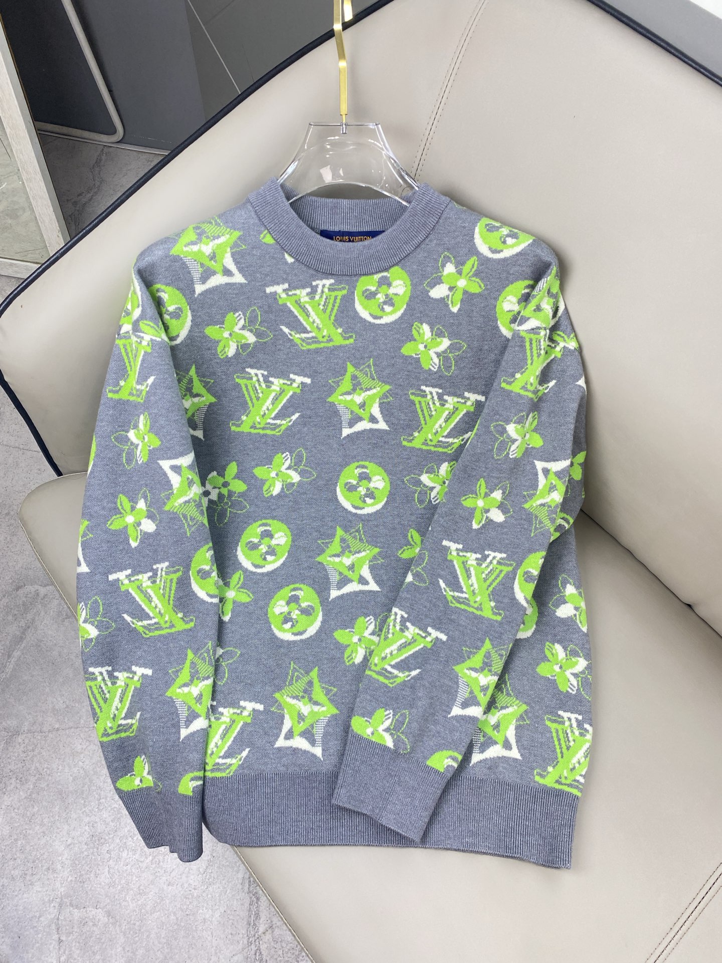 Louis Vuitton Wool Sweater - Classic Style, Luxurious Comfort, Sizes M-3XL 7 i1760350621274 4591 0 5