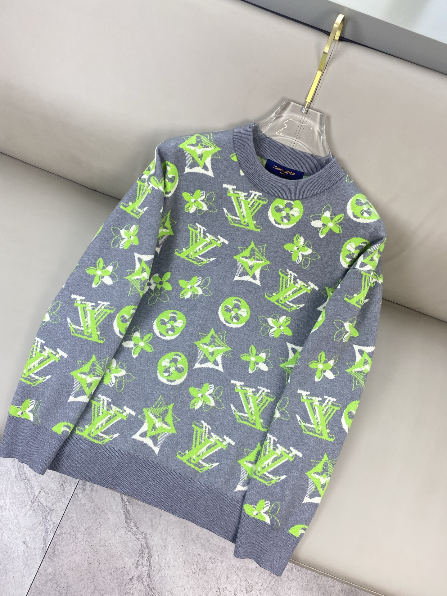 Louis Vuitton Wool Sweater - Classic Style, Luxurious Comfort, Sizes M-3XL 3 i1760350627975 5799 0 1