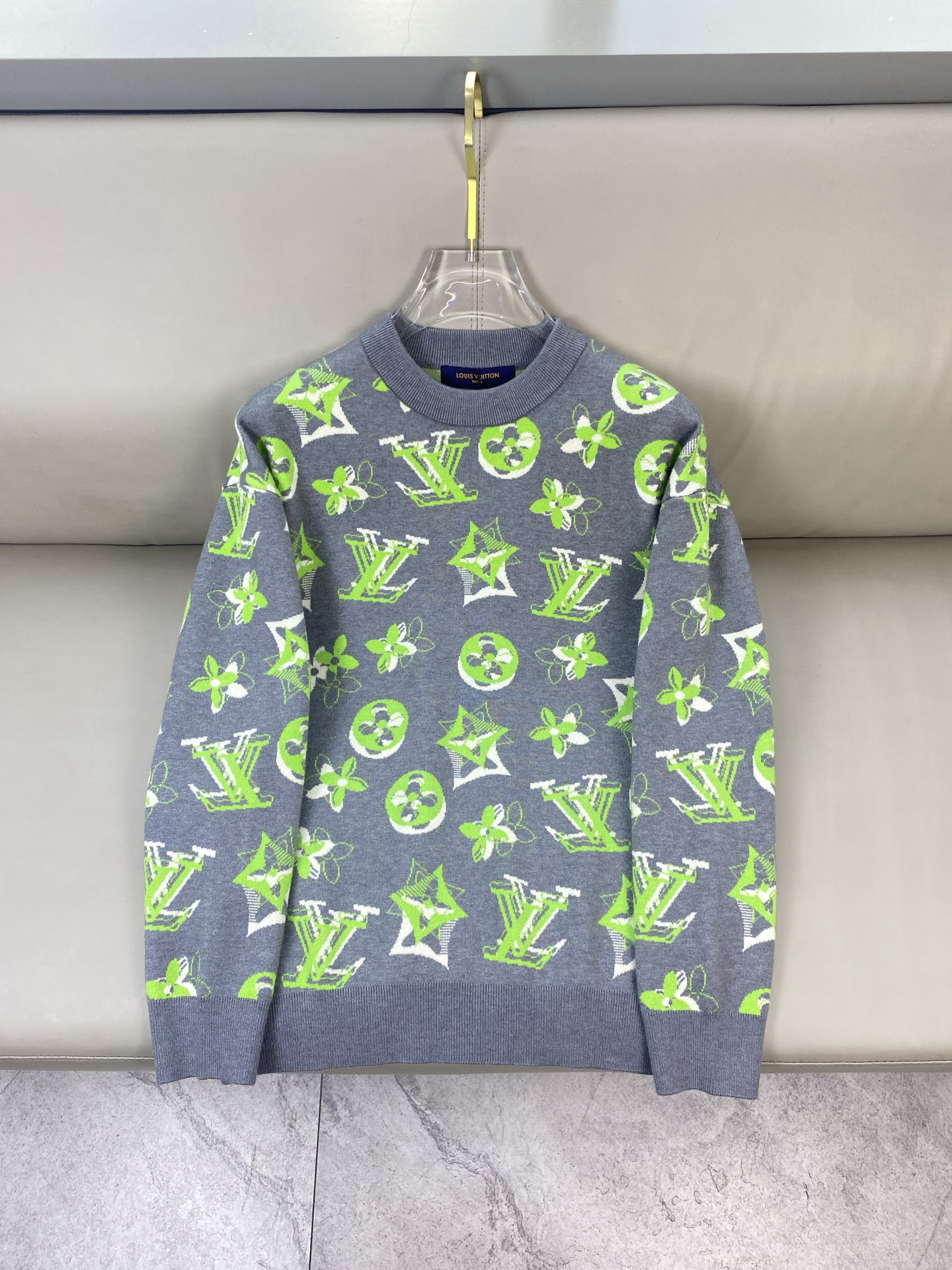 Louis Vuitton Wool Sweater – Classic Style, Luxurious Comfort, Sizes M-3XL