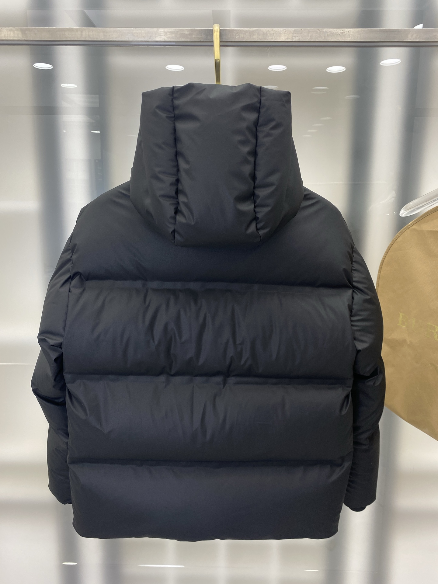 ，高版本-羽绒上新⬆️ Burberry 巴宝莉黑科技压胶羽绒外套(⚠️压胶高版本) 冬装新品，高端定制