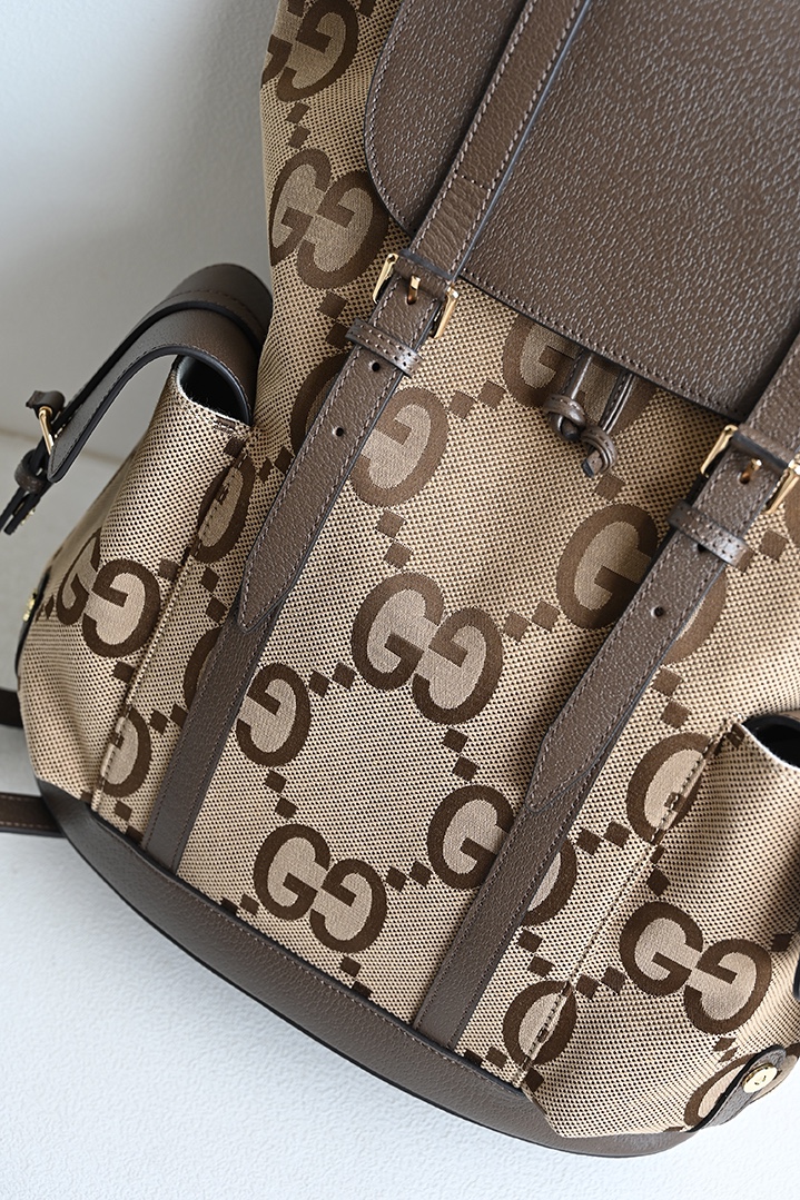 Gucci Backpack Aria - The newly launched Double G pattern backpack in the Fashion Aria series has a bold and eye-catching style. The brand logo w