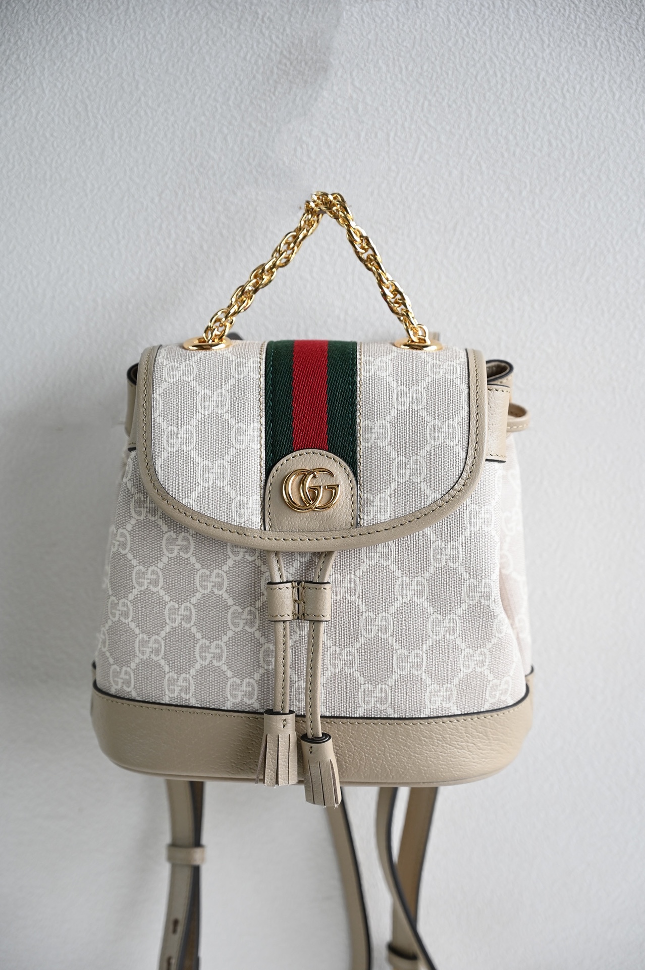 Gucci Product _d9RqfMr9EGLWokTgrOKer6Uj1puPh4fQH_2fbEQ