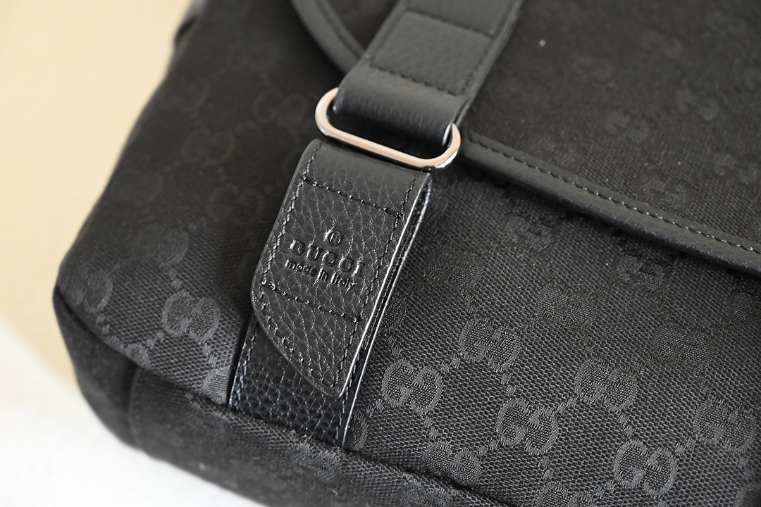 Gucci rare edition inspection counter quality, real photo of messenger bag, official sale 374429 black, size: 24*30*9cm ready for shipment