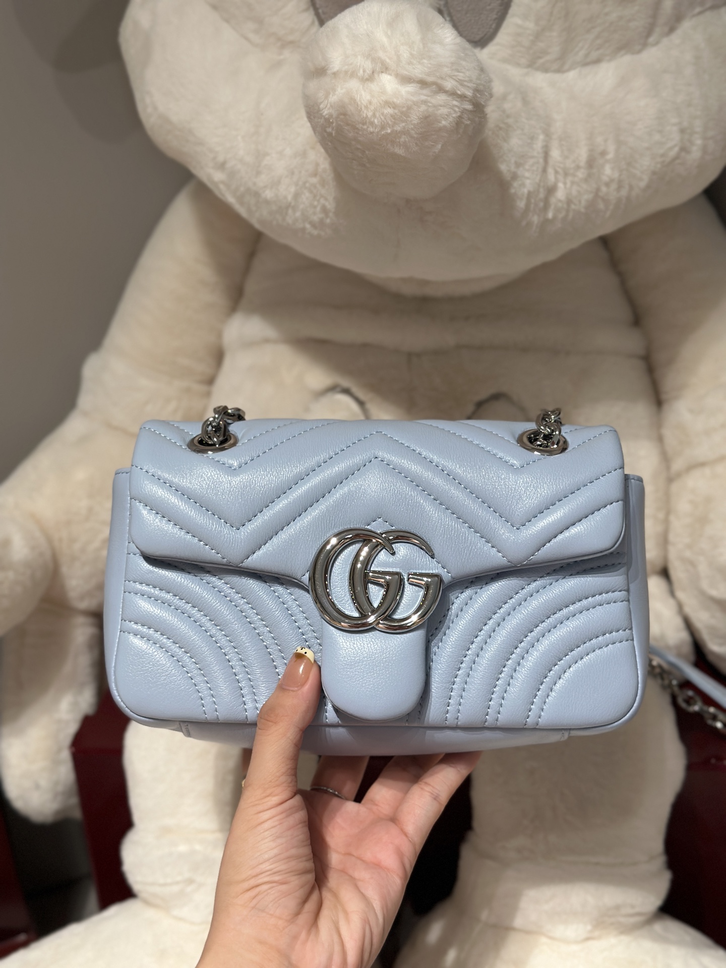 [Top-Grade Genuine Leather] #All photos are authentic, showing visible soft leather grain!👌 #New GG Marmont Series 2.0 features exquisite double-G hardware and a cut-edge chain strap, crafted from selected soft lambskin for a smooth silhouette. Super tactile and highly recommended for those who love soft leather! Model: 837280. Size: 22cm (W) x 12.5cm (H) x 6cm (D). Color: Light Blue, full leather/original factory leather. image 1