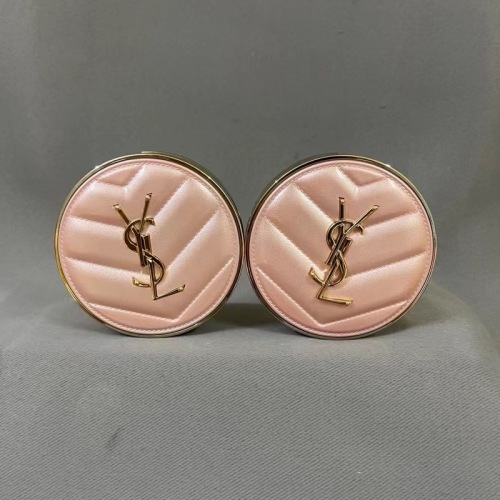Yves Saint Laurent Poudre Compacte En Cuir Rose Édition 2023 - B10/B20 1 Yves Saint Laurent Poudre Compacte En Cuir Rose Édition 2023 - B10/B20
