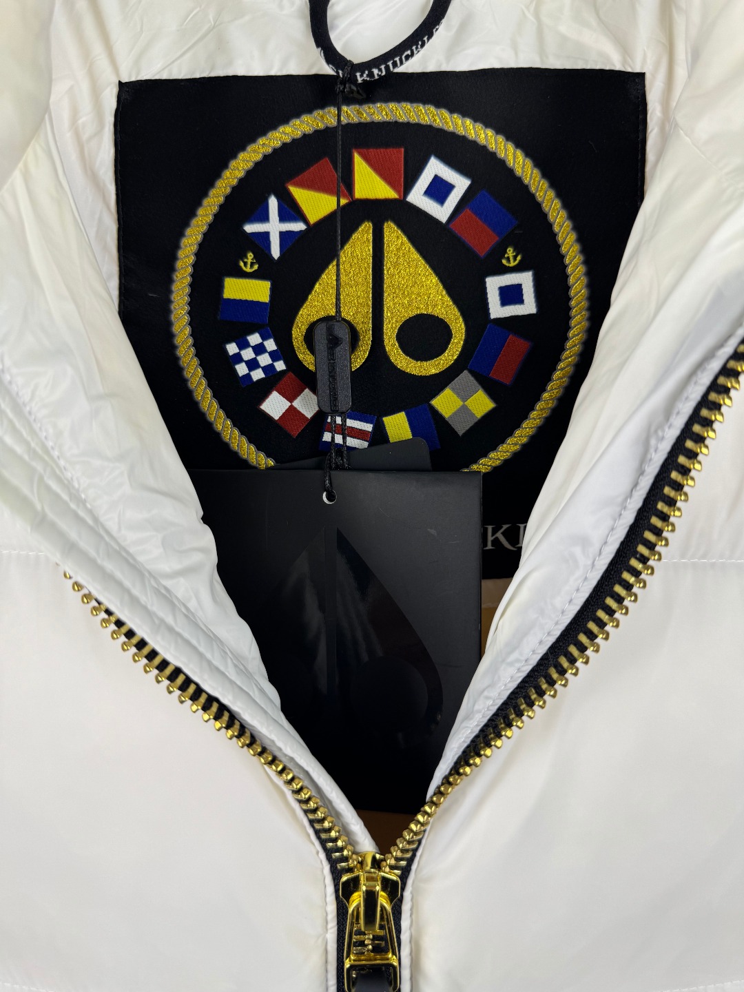 China Replica Moncler Down Jackets MCS0406-4436