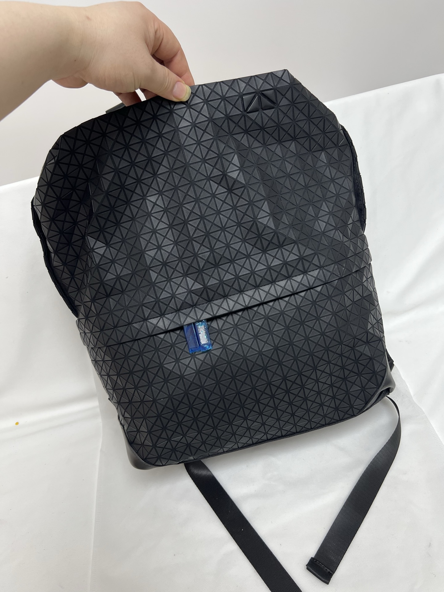 Issey Miyake ～三宅一生 新款硅胶登山包 黑色