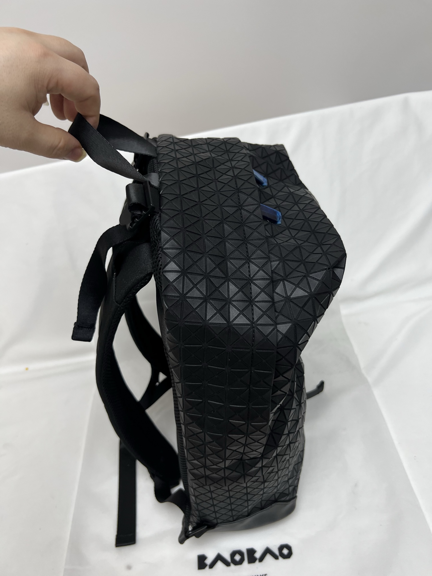 Issey Miyake ～三宅一生 新款硅胶登山包 黑色
