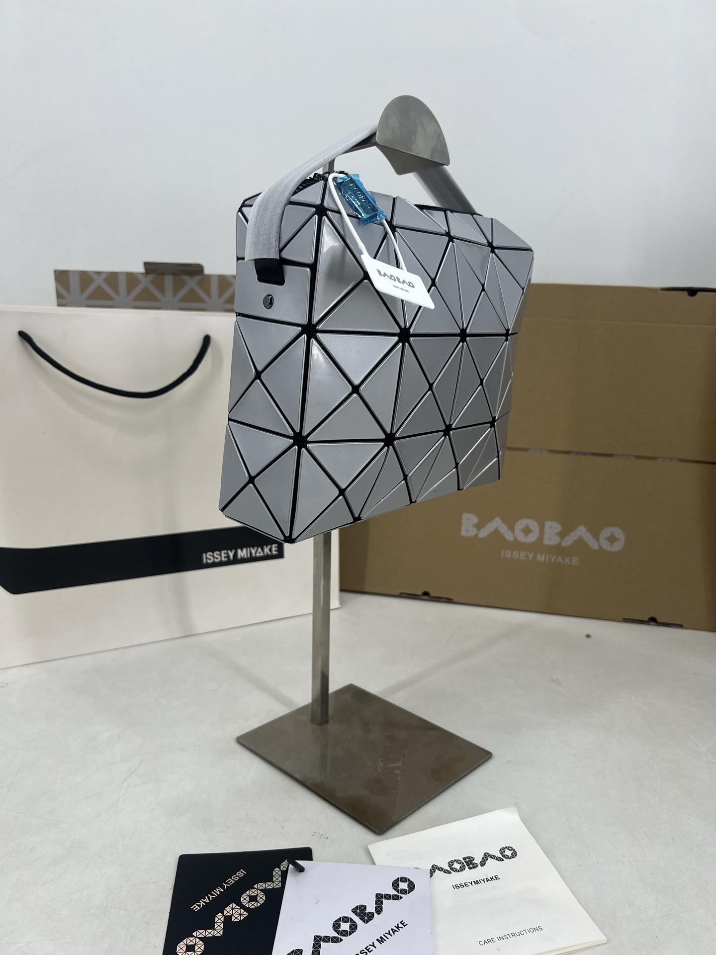 Issey Miyake 三宅一生 新款丘比特小方盒大号系列