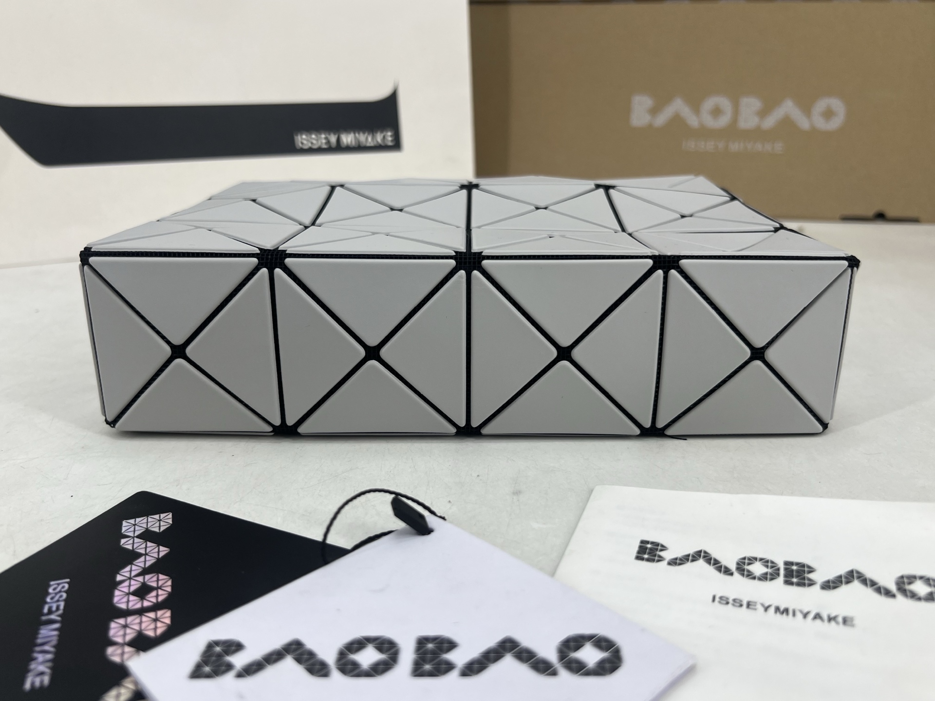 Issey Miyake 三宅一生 新款丘比特小方盒大号系列