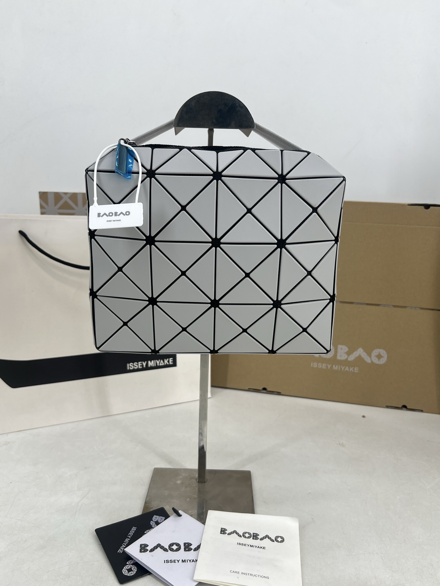 Issey Miyake 三宅一生 新款丘比特小方盒大号系列