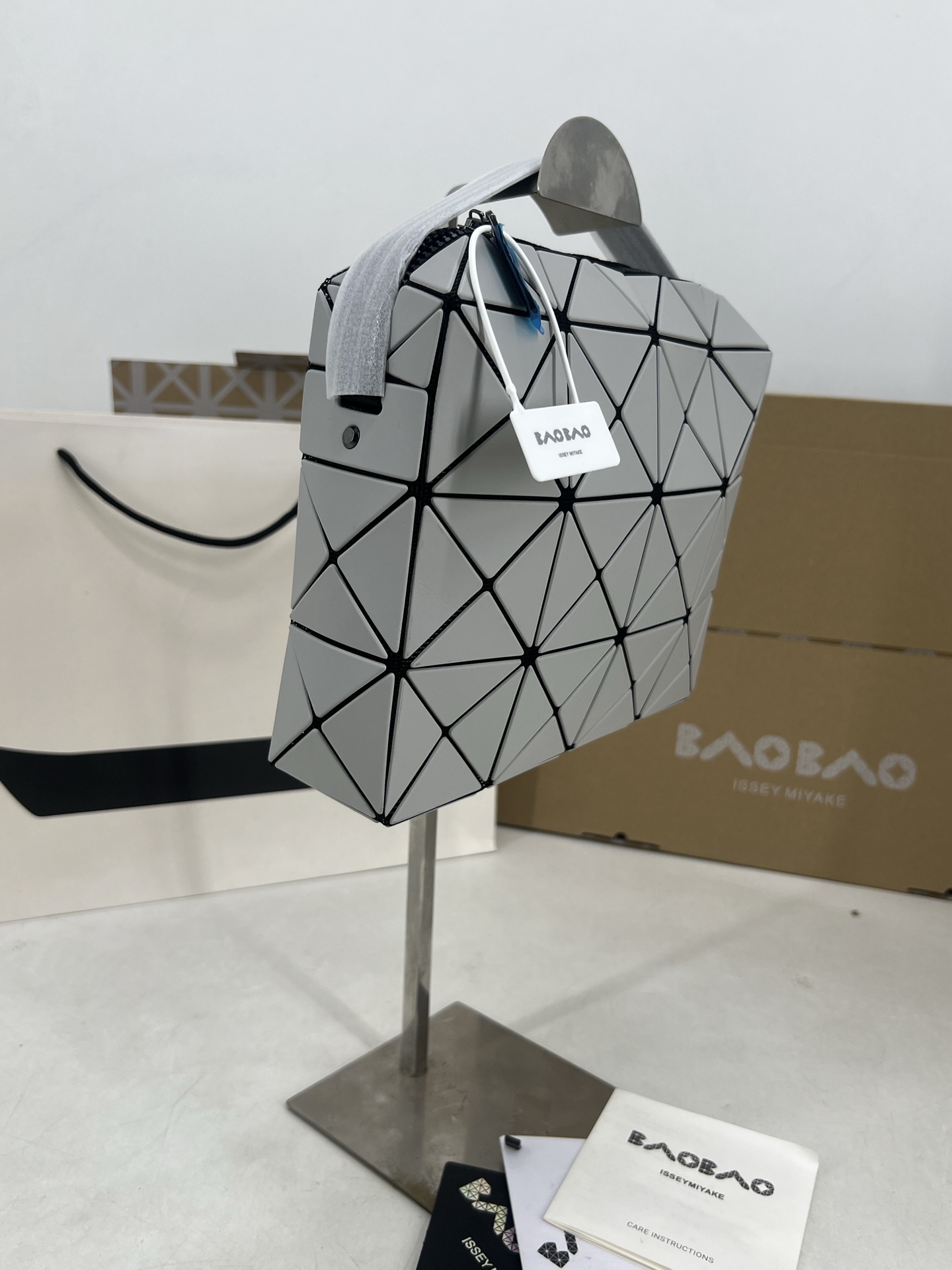 Issey Miyake 三宅一生 新款丘比特小方盒大号系列