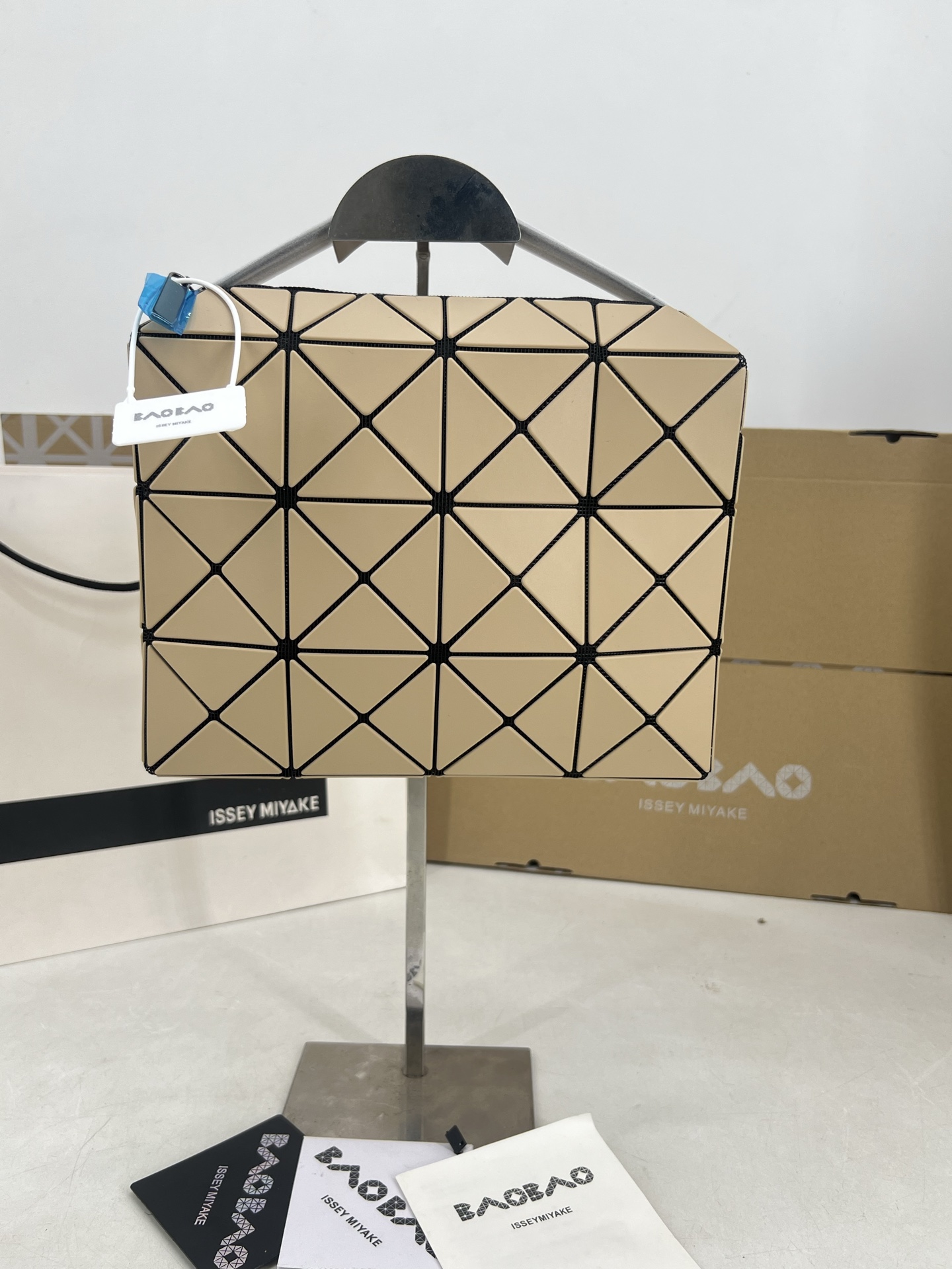 Issey Miyake 三宅一生 新款丘比特小方盒大号系列