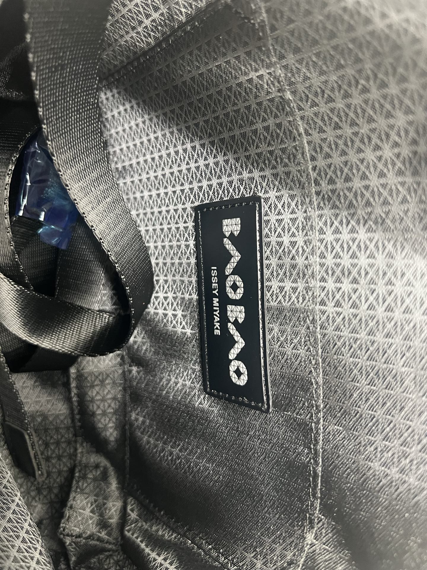 Issey Miyake 三宅一生 新款丘比特小方盒大号系列