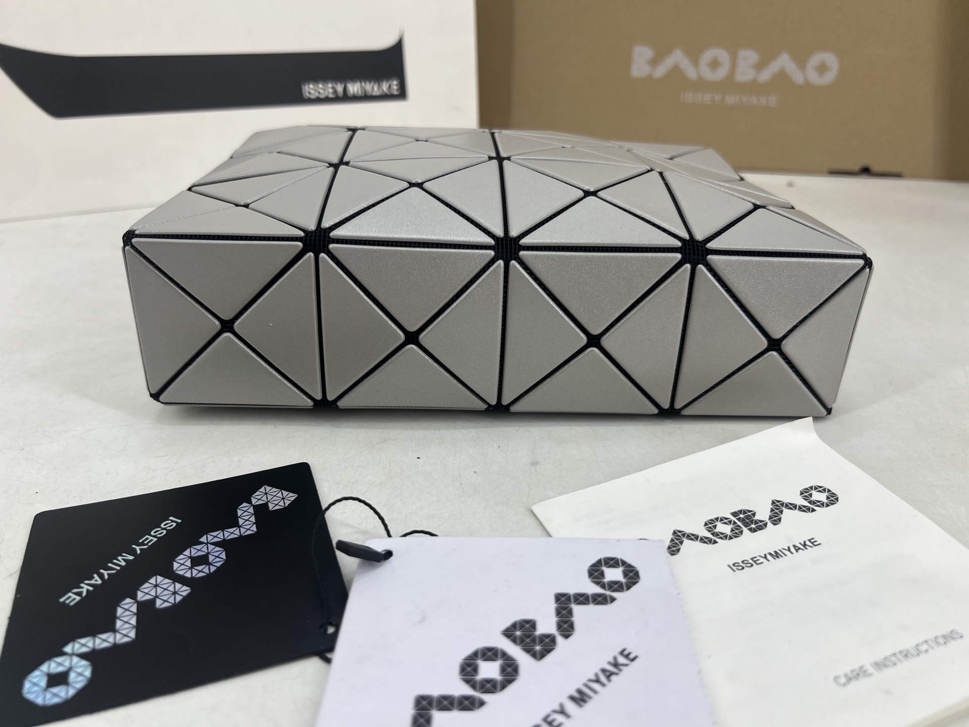 Issey Miyake 三宅一生 新款丘比特小方盒大号系列