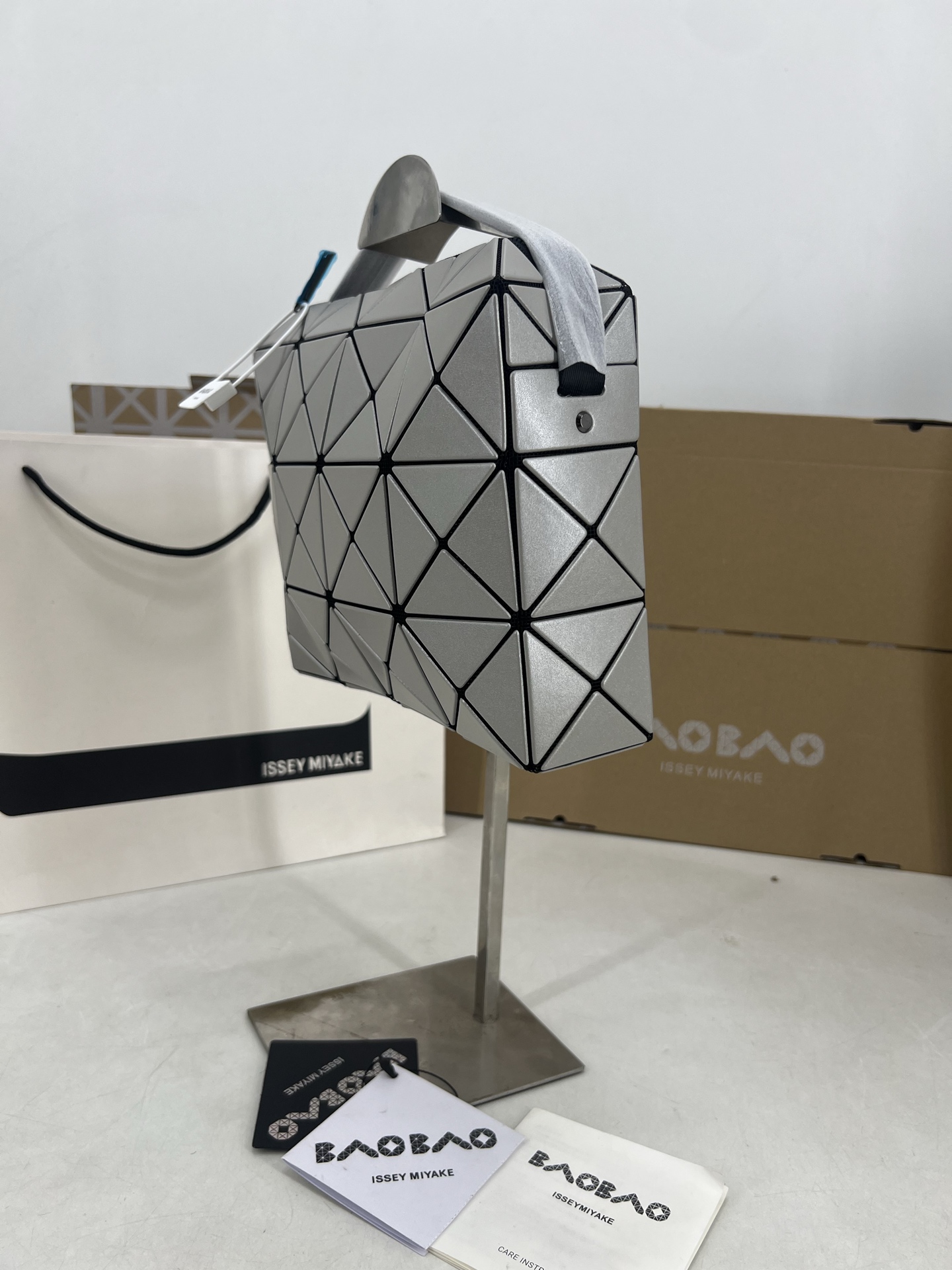 Issey Miyake 三宅一生 新款丘比特小方盒大号系列
