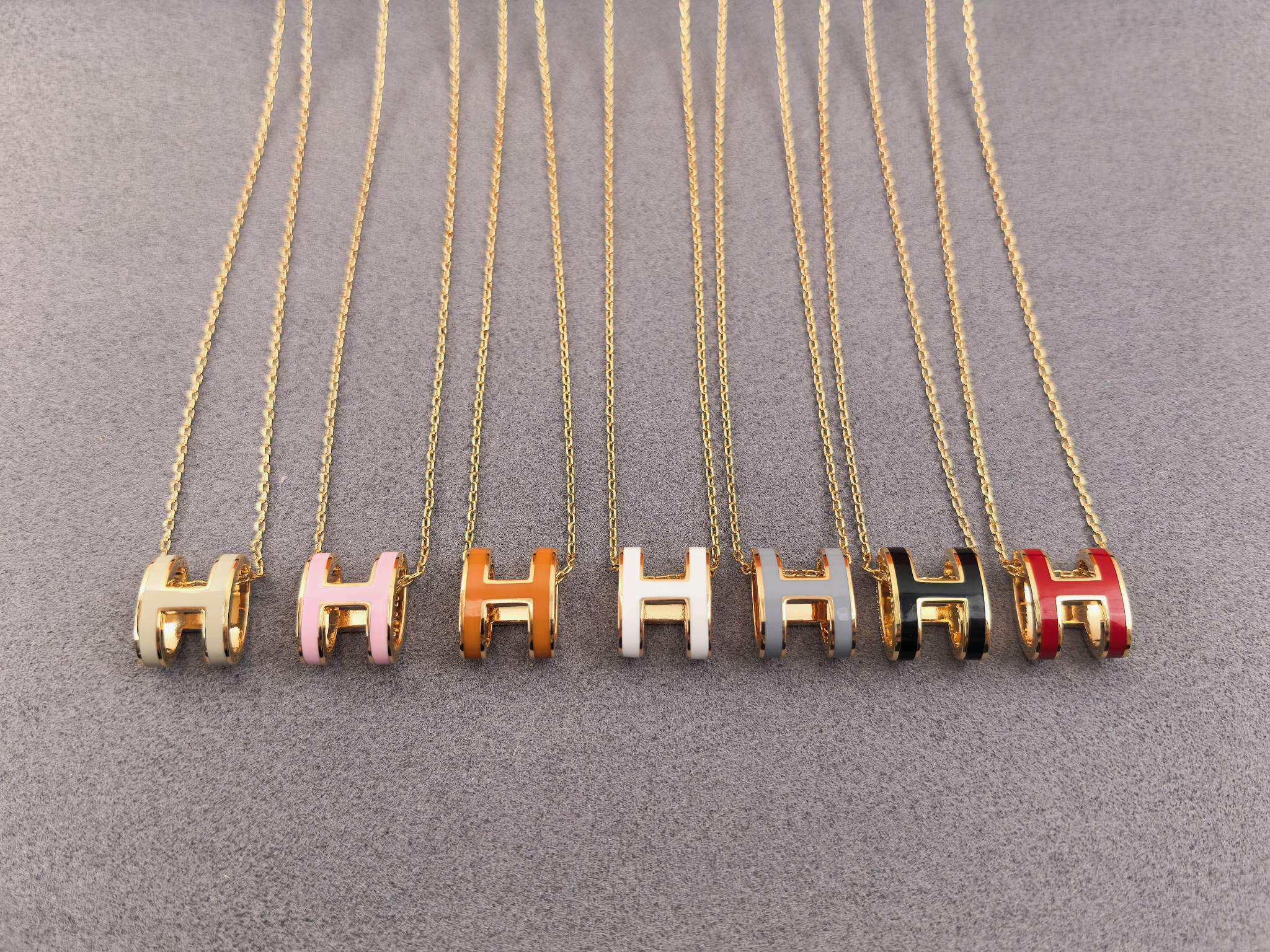 Hermès "H" Enamel Pendant Necklace - Comprehensive 6