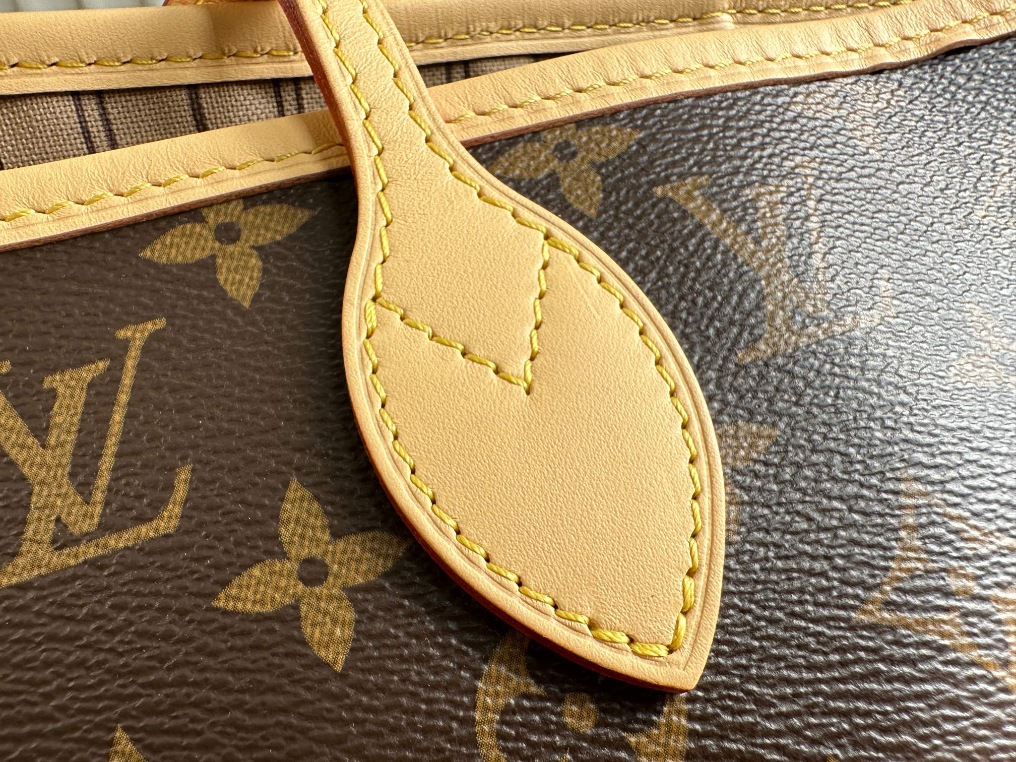 【163C01芯片版】特级原单
新版八代面料🌿🌿
N