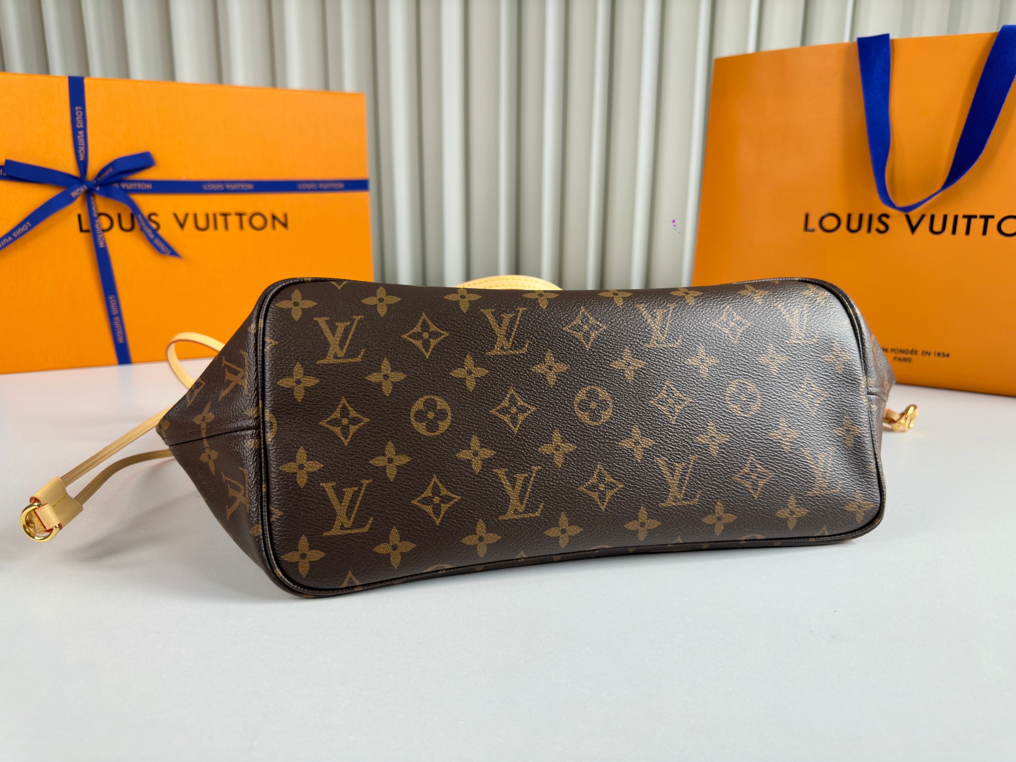 【163c01芯片版】特级原单
新版八代面料🌿🌿
N