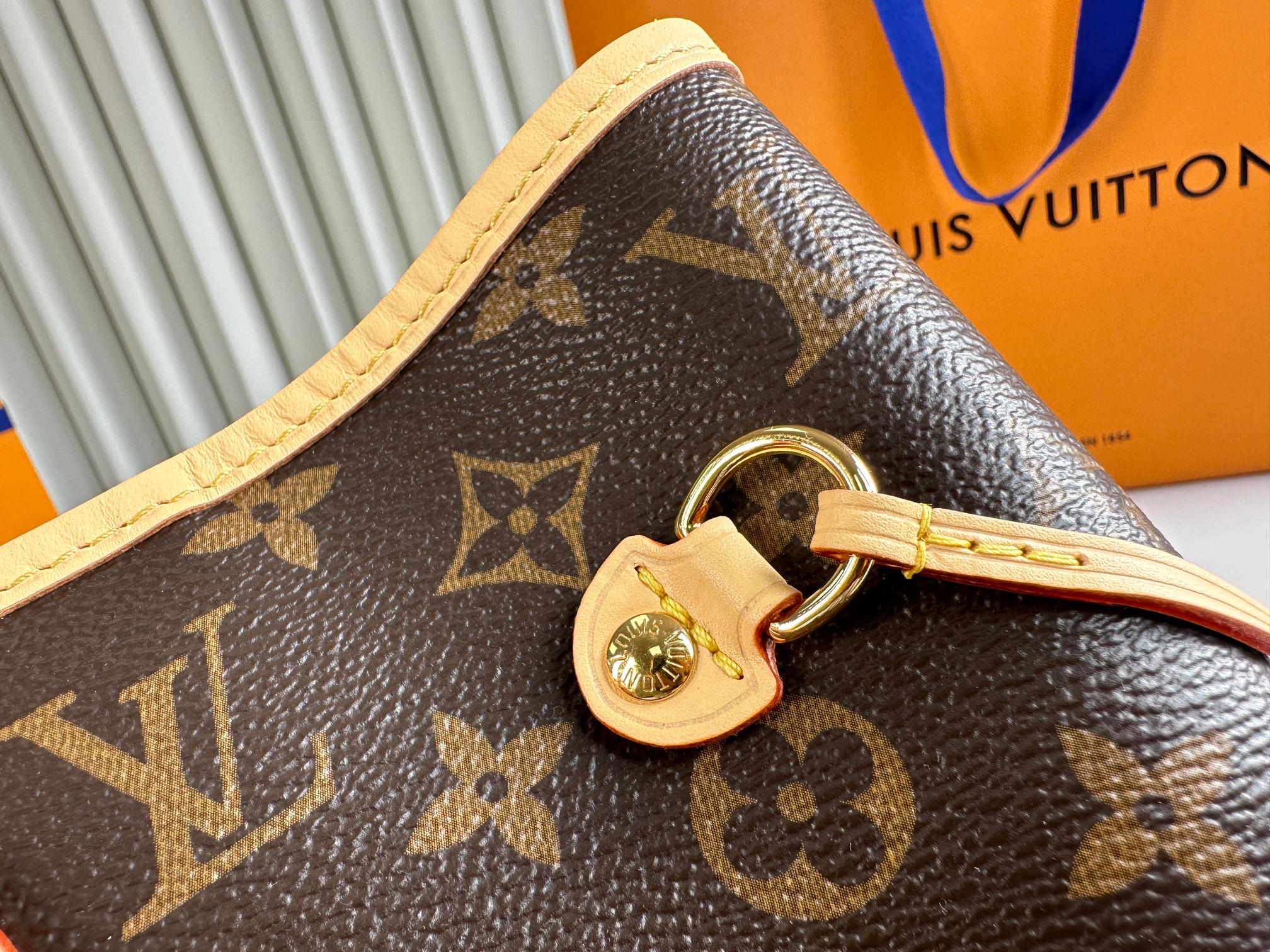 【163c01芯片版】特级原单
新版八代面料🌿🌿
N