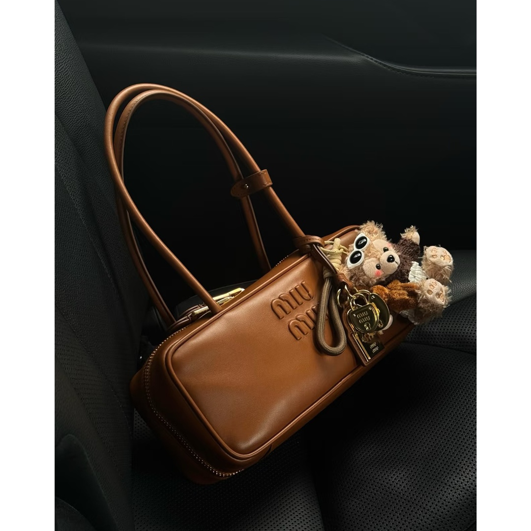 Miu Miu Miumiu 25SS new early spring bowling bag~