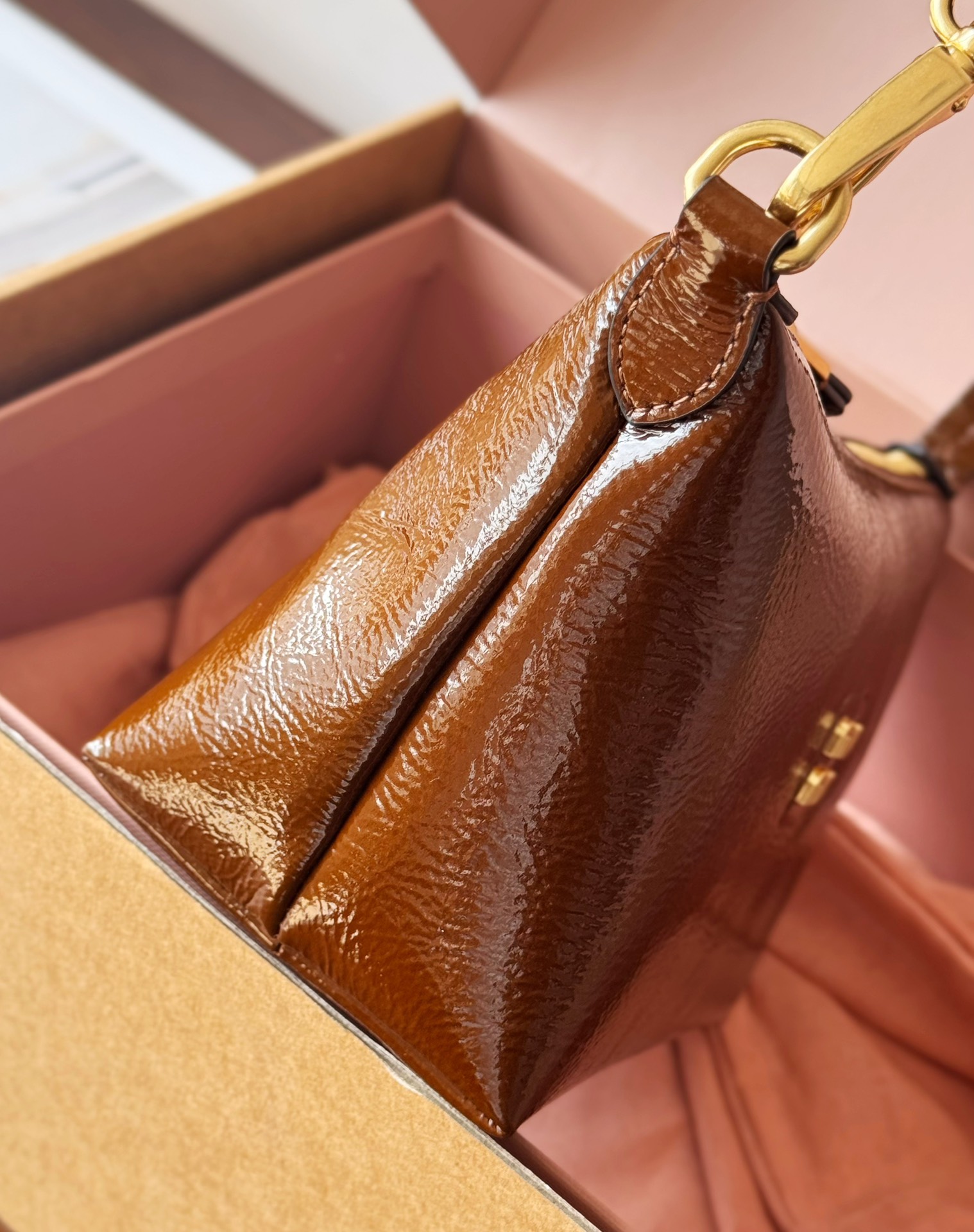 Miu Miu Caramel color!