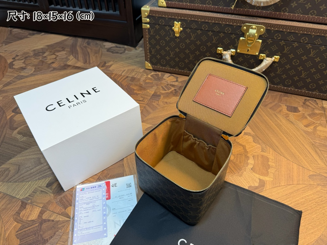 Celine Luxury Designer Handbag Shoulder Crossbody Bag crafted in premium 7
